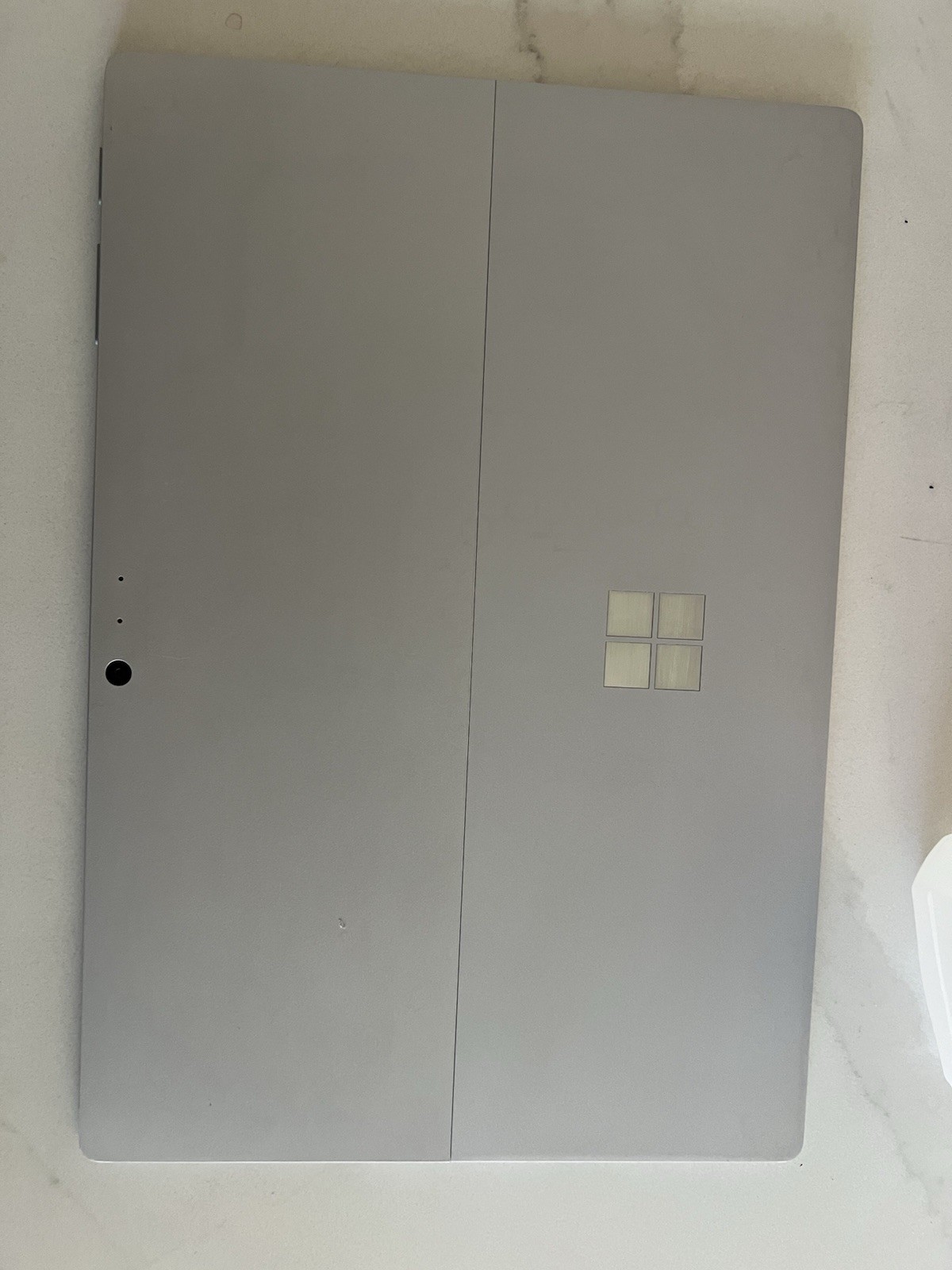 Microsoft 1724 Surface Pro 4 Intel Core m3-6Y30 4GB RAM 128GB SSD