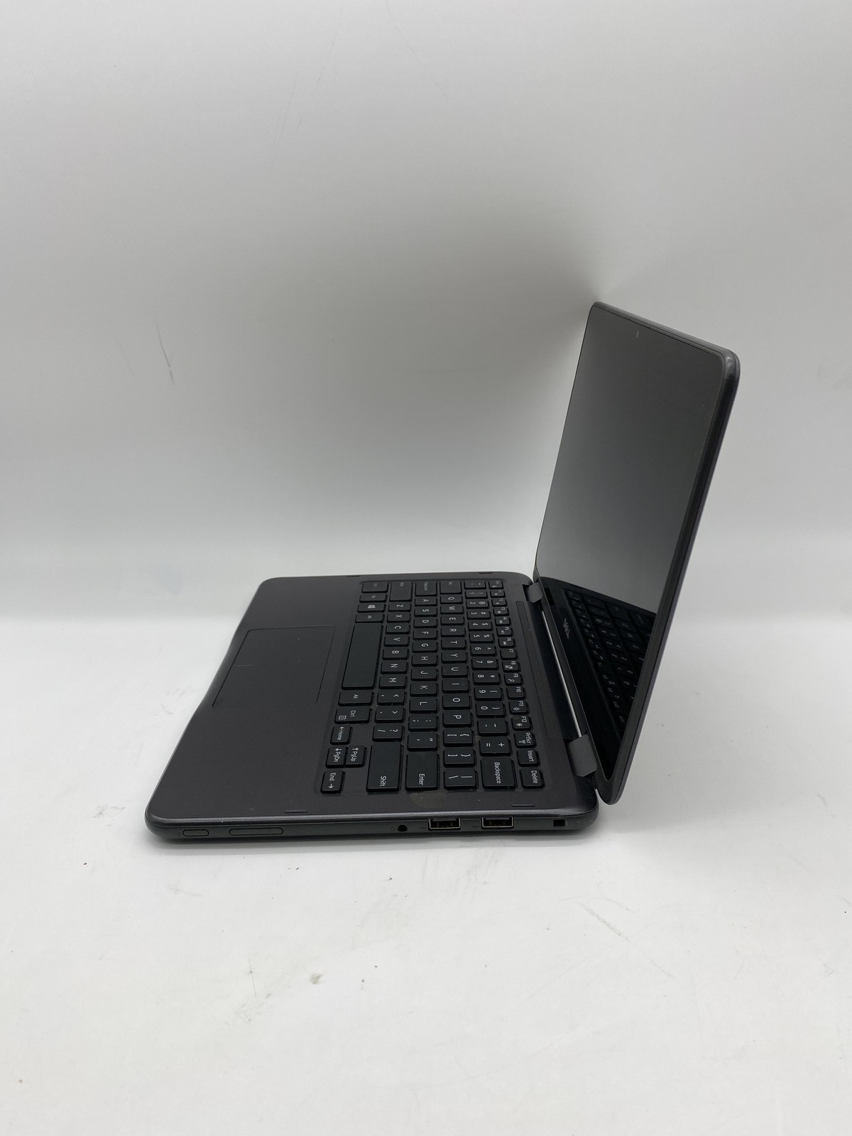 Dell Inspiron 3185 Laptop AMD A6-9220e Radeon R4 1.6GHz 4GB RAM 32GB SSD No OS