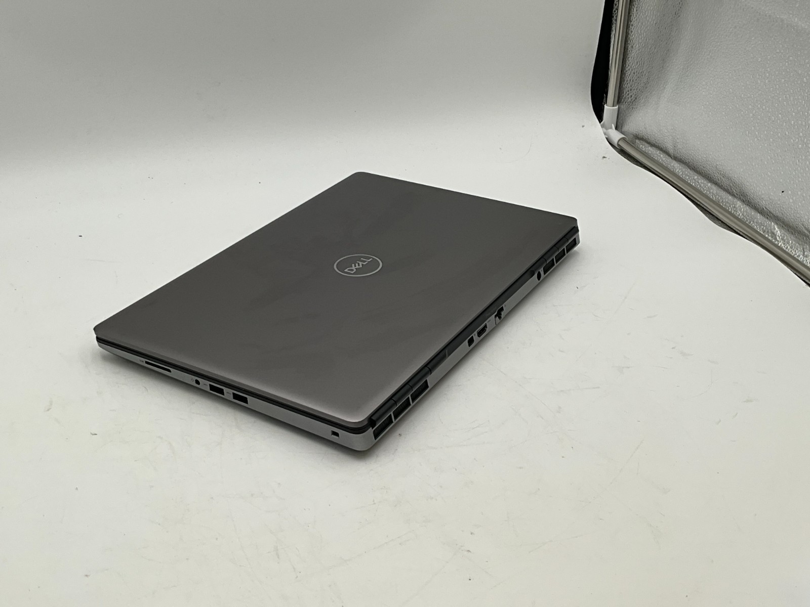 DELL Precision 7560 i7-11850H 2.50g 32GB 1tb T1200 15.6″ WIN11 Laptop FHXJ6J3