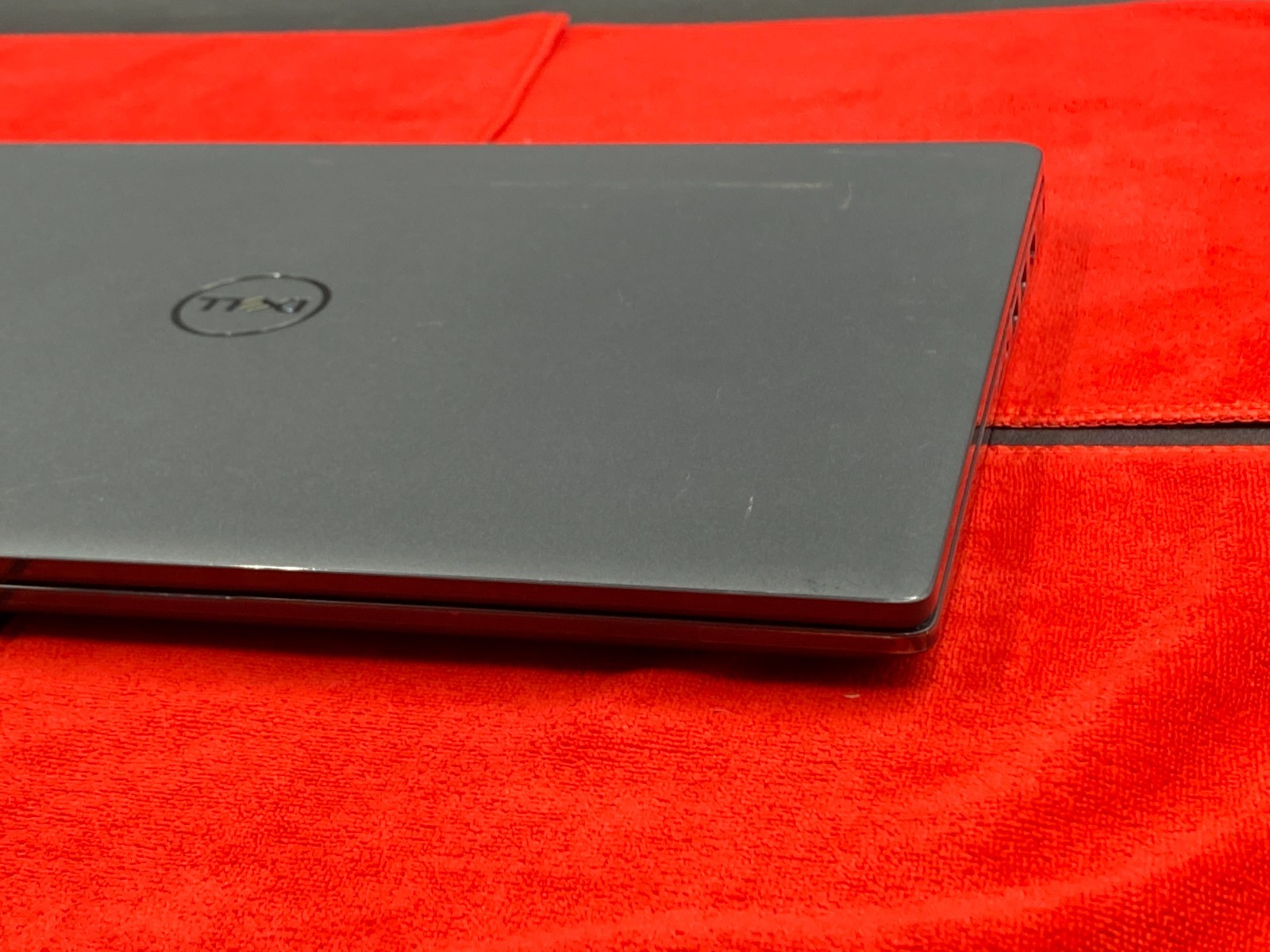 DELL LATITUDE 3410 14″ i7-10510U 8GB RAM 256GB SSD WINDOWS 11+CHARGER GRADE B+