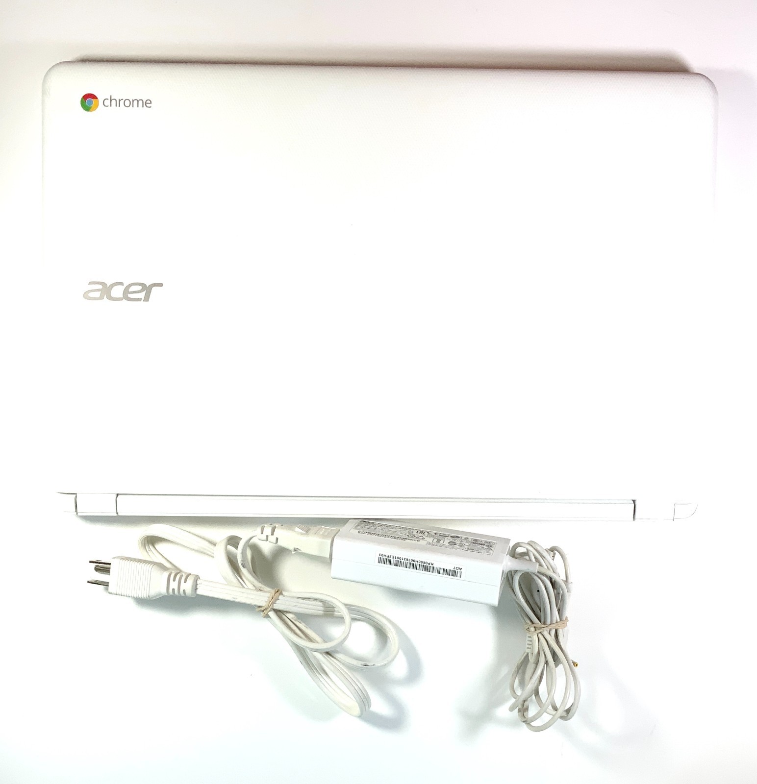 Acer Chromebook White 15 CB5-571-C1DZ 15.6 1080p IPS 4GB RAM 16GB SSD Charger