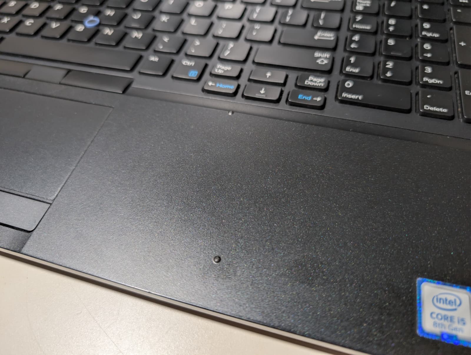 DELL LATITUDE 5590 | i5-8250U 16GB RAM 256GB SSD | FHD Backlit | Windows 11 Pro