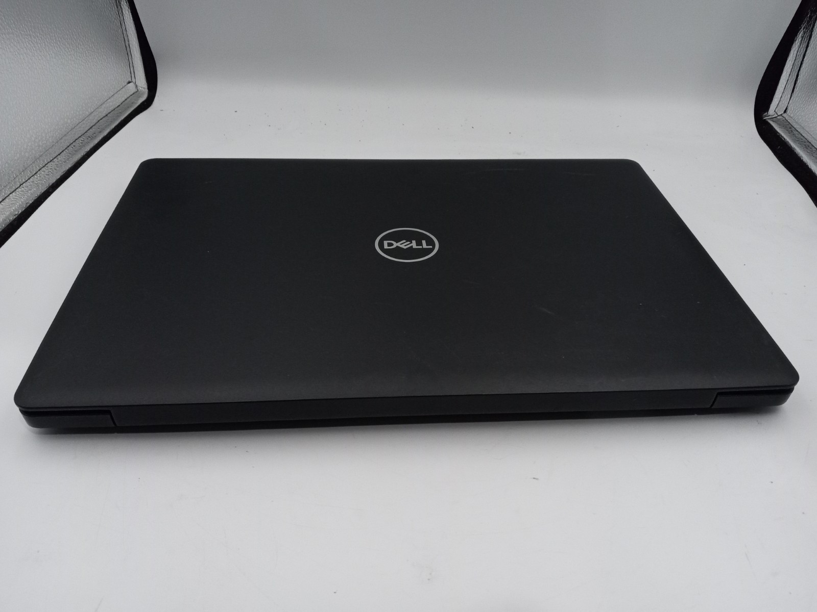 Dell Latitude 3590 15.6″ Laptop Intel i5-8250U 4GB RAM 128GB SSD Windows 11 -RR