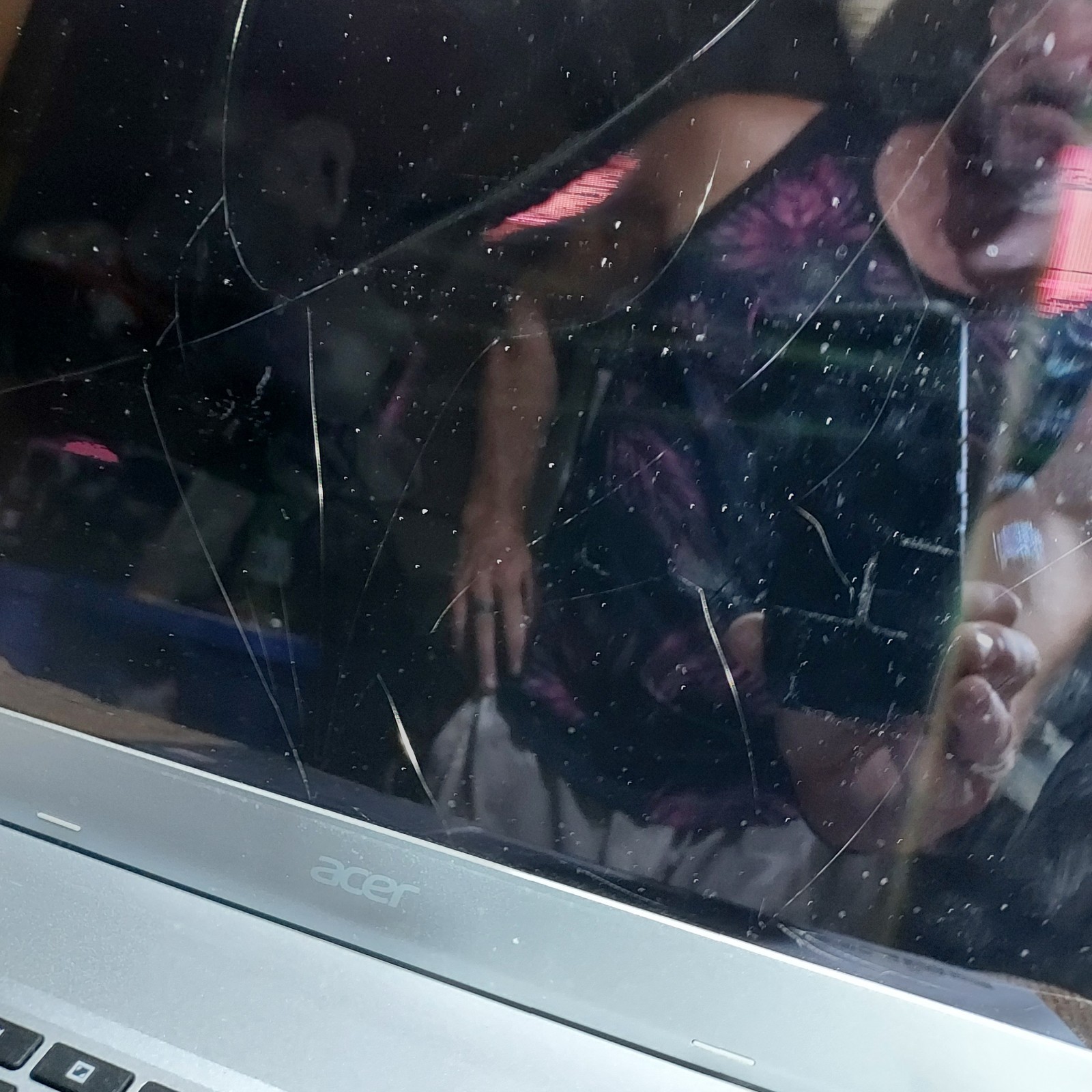 Acer Chromebook CB315-2HT-47WG AMD A4-9120C 1.60GHz 32GB – Broken Screen