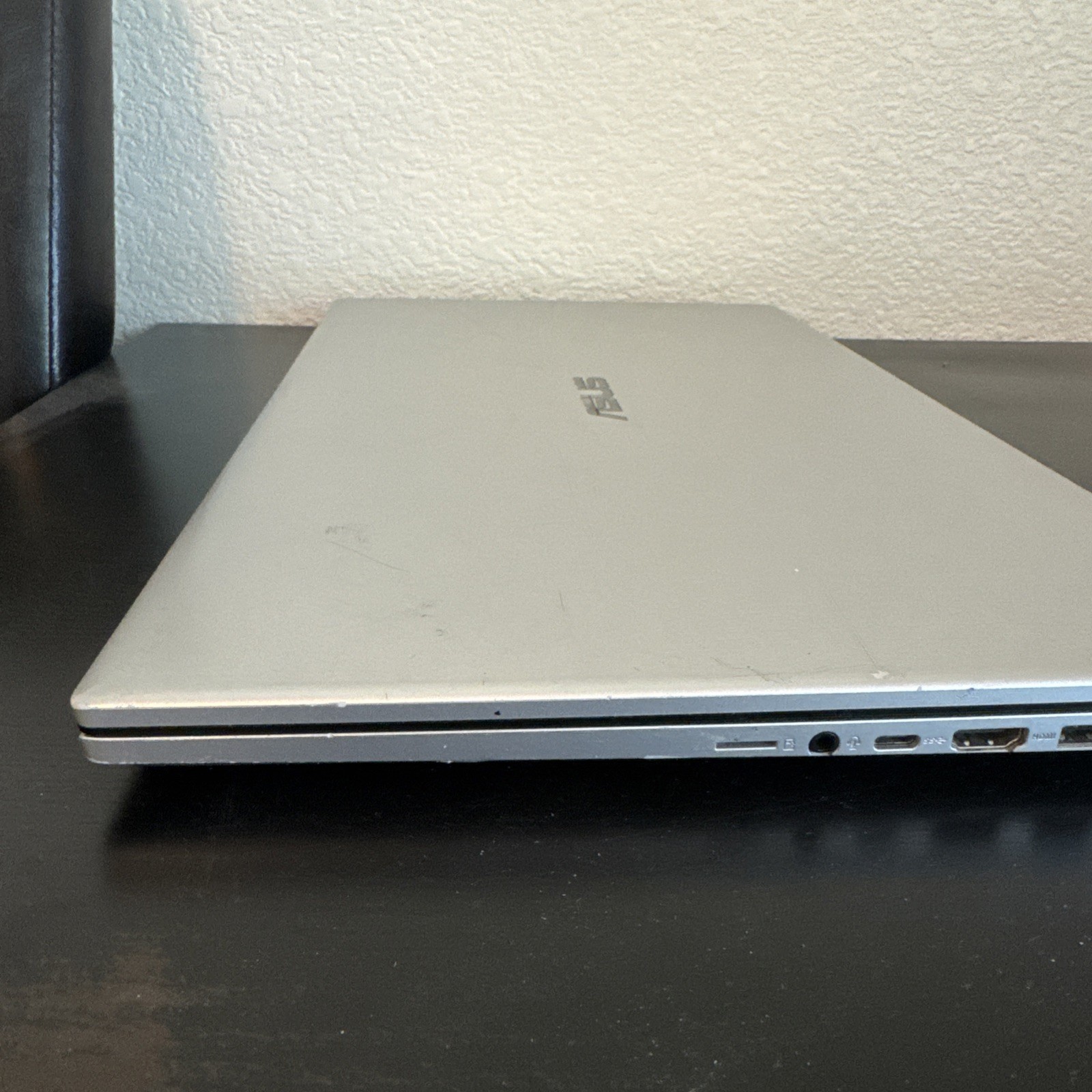ASUS Vivobook X712JA – HD+ – i7-1065G7 – 16GB RAM – 1TB SSD – Silver
