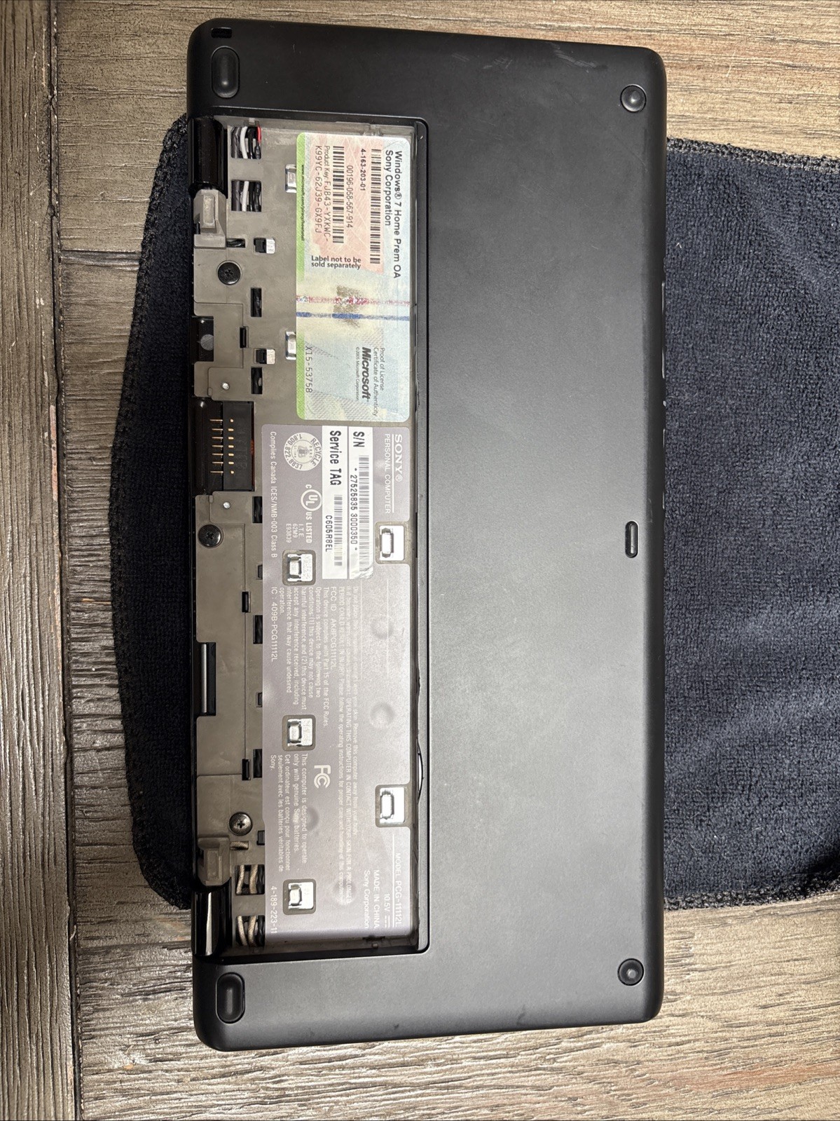 Sony Vaio P Series VPCP111KX Vintage Laptop Mini P11 Z530 2Gb Ram 64GB SSD Win7