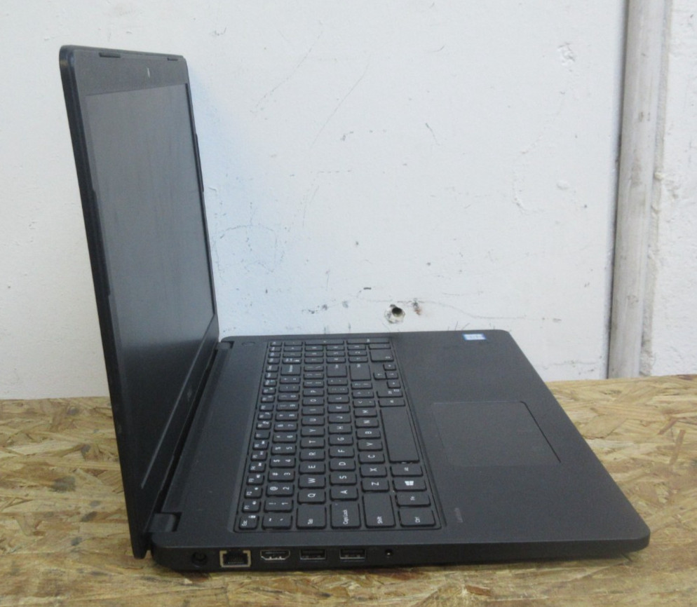 Dell Latitude 3580 15.6″ HD i3-6006U @ 2.0GHz 4GB RAM 128GB SSD W11P.