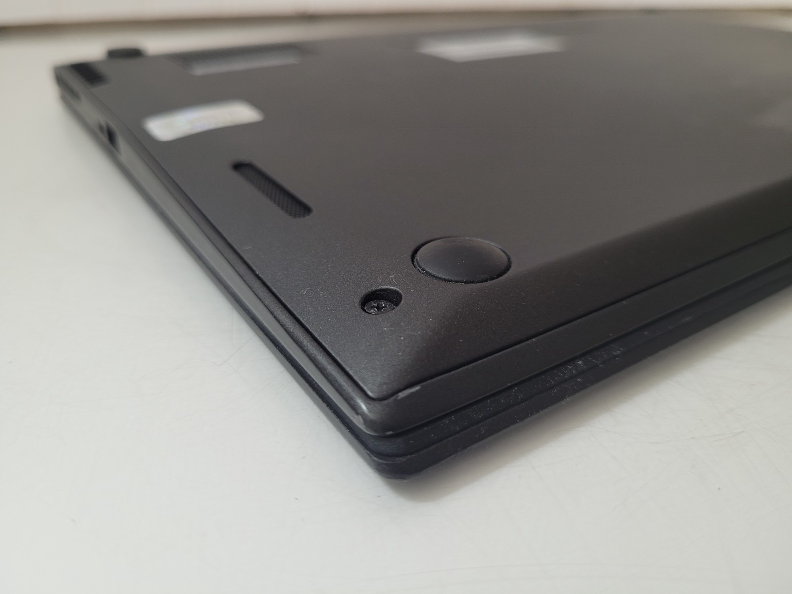Lenovo ThinkPad X1 Carbon Intel Core i7-5600U 2.6Ghz 8GB Ram No SSD 14″ Laptop