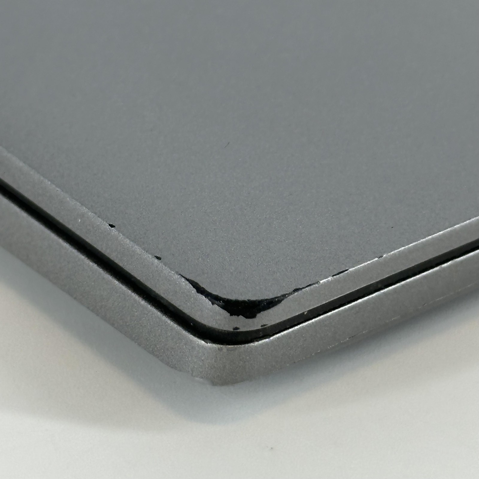Dell Latitude 5430 14 Gray FHD 1.8 GHz i7-1265U 16GB 1TB SSD Very Good