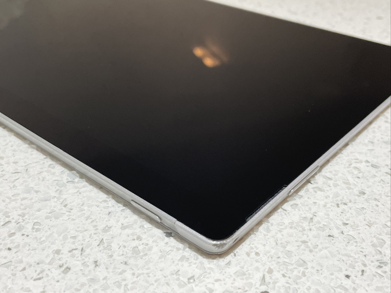 Microsoft Surface Pro 3 1631 12.3″ i7-4650U 8GB 256 GB SSD QHD WIN 10 PRO + Case