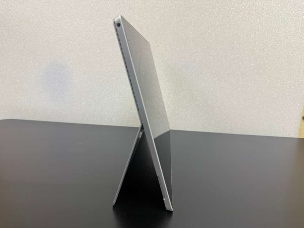 Microsoft Surface Pro 4 1724 12.3″ i7-6650U 16GB RAM 256GB SSD Windows 11 Pro