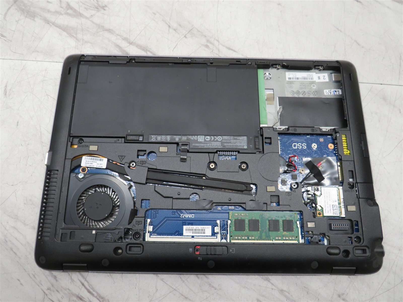 HP Elitebook 840 G1 Intel i5-4300u @ 1.90GHz 4GB NO SSD HDD 14″ AC