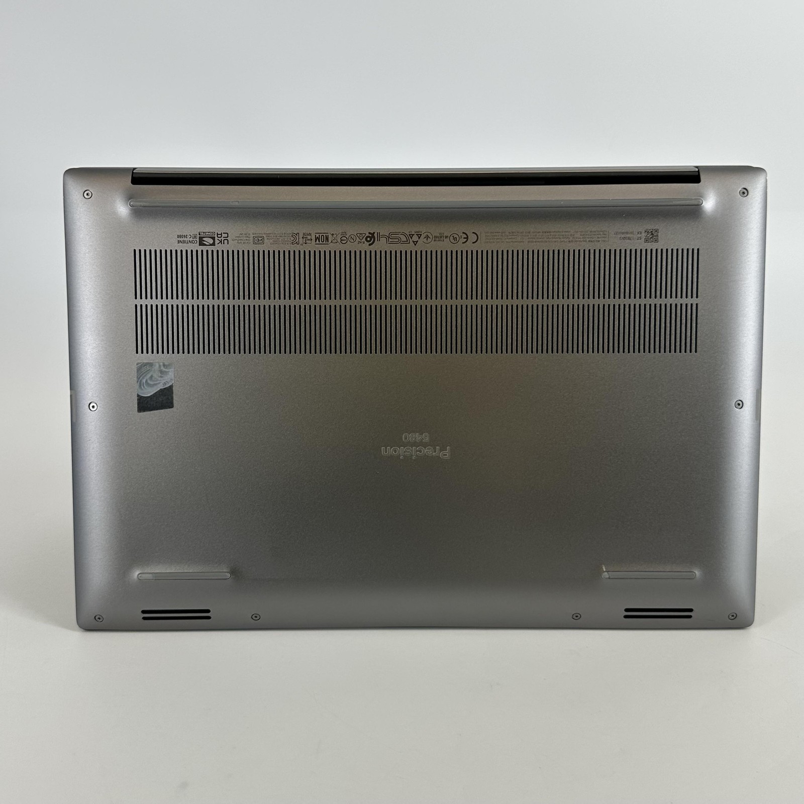 Dell Precision 5480 14 Gray FHD 2.5 GHz i7-13800H 32GB 256GB SSD RTX A1000 Good