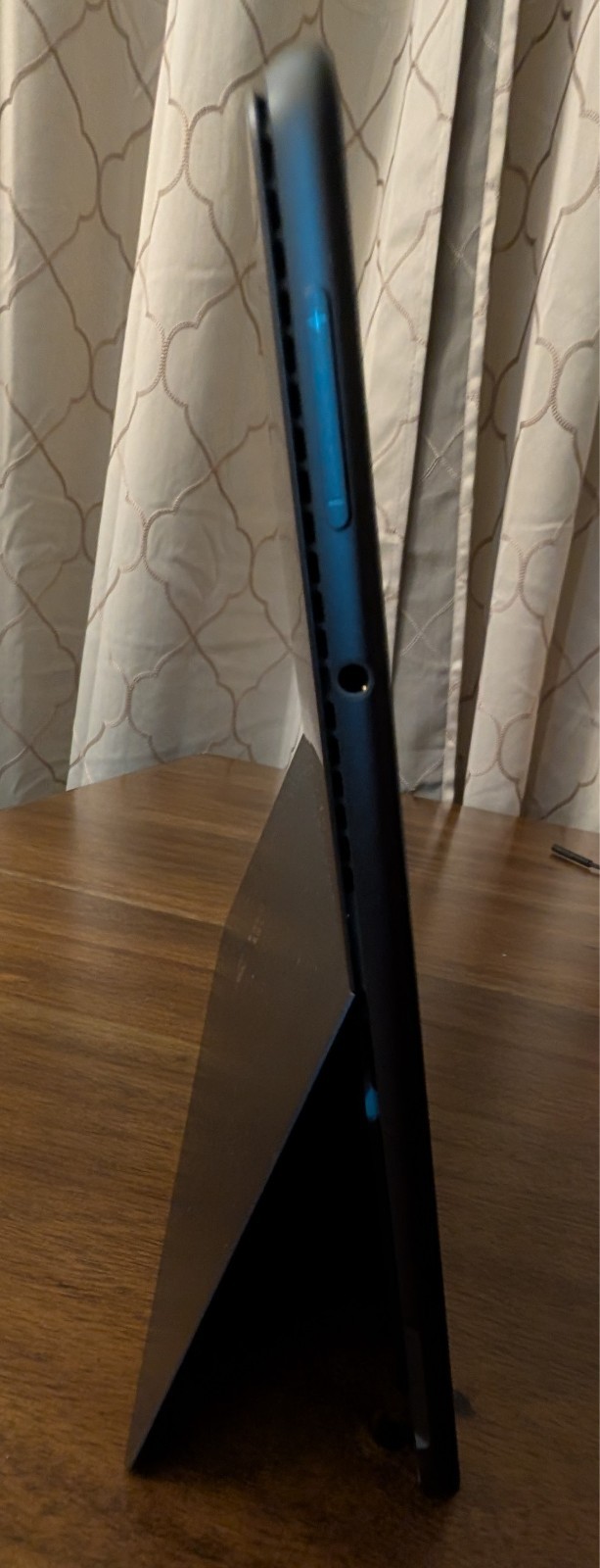 Black Surface Pro 8 256 SSD XE Graphics 8GB RAM 11th Gen Intel Core i5