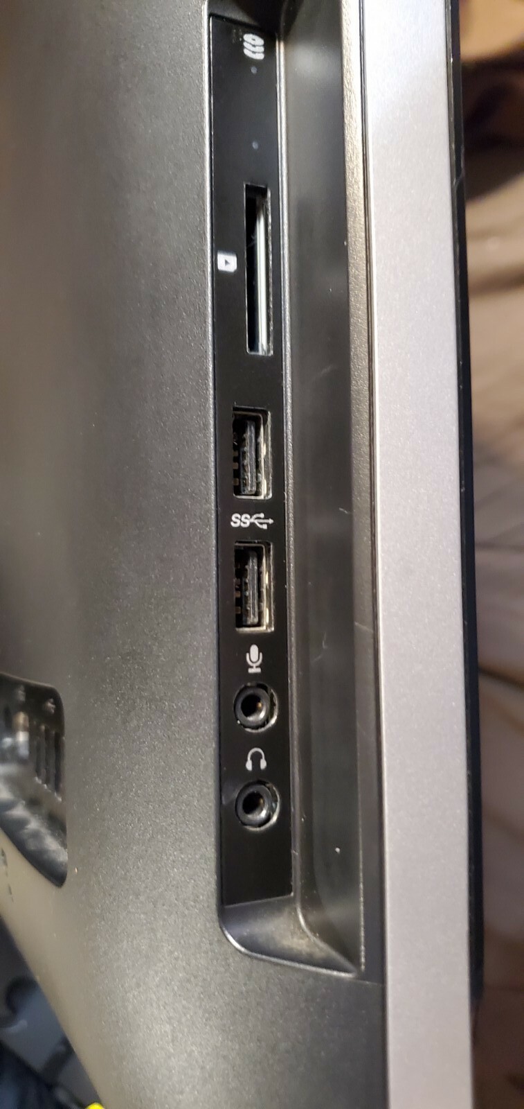 Hp All-in-One Desktop Pc – 6Gb Ram / 1. TB Hard Drive