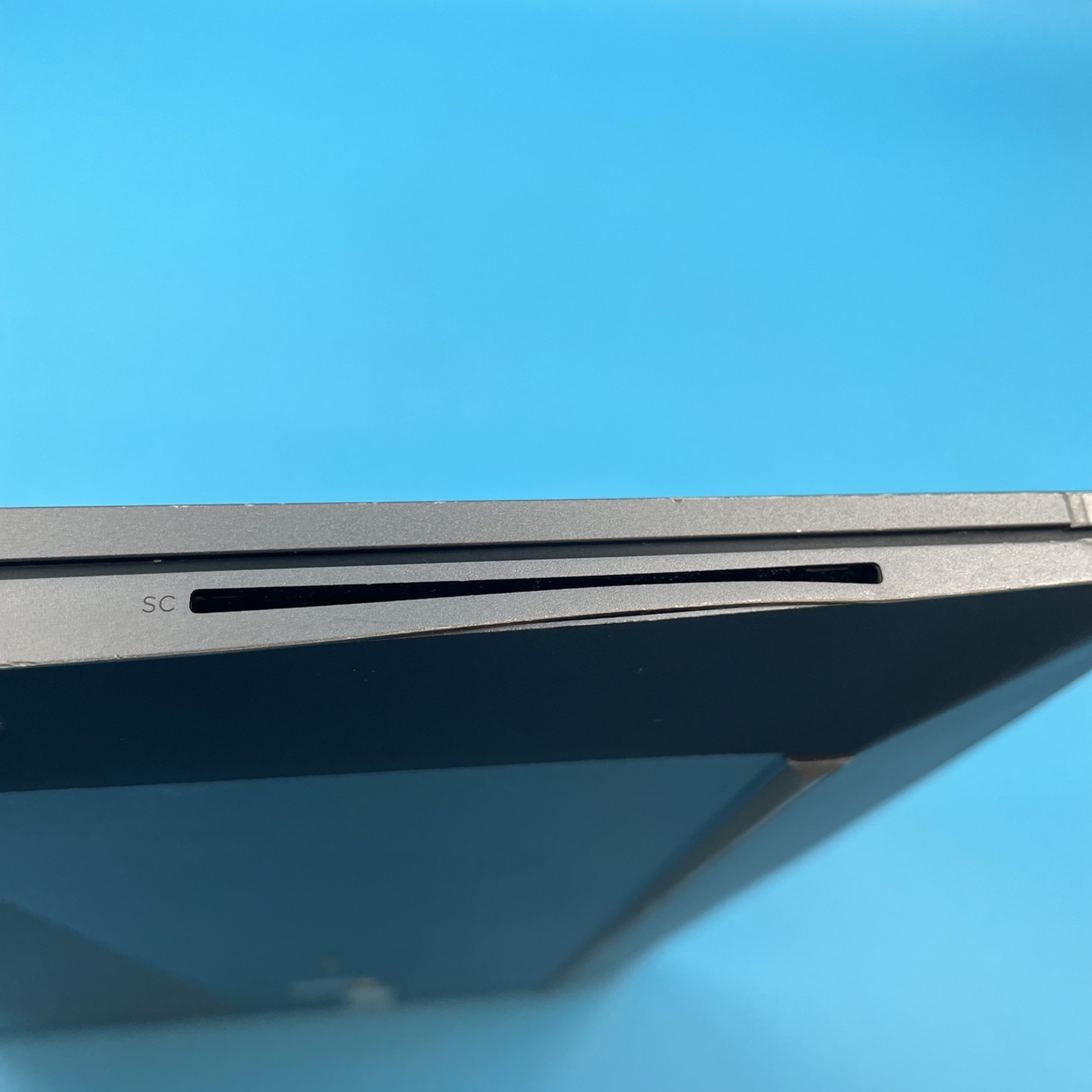 HP ZBook Firefly G8 | i7-1165G7 | 16GB RAM | 512GB SSD | WIN 11 PRO | 71% BATT