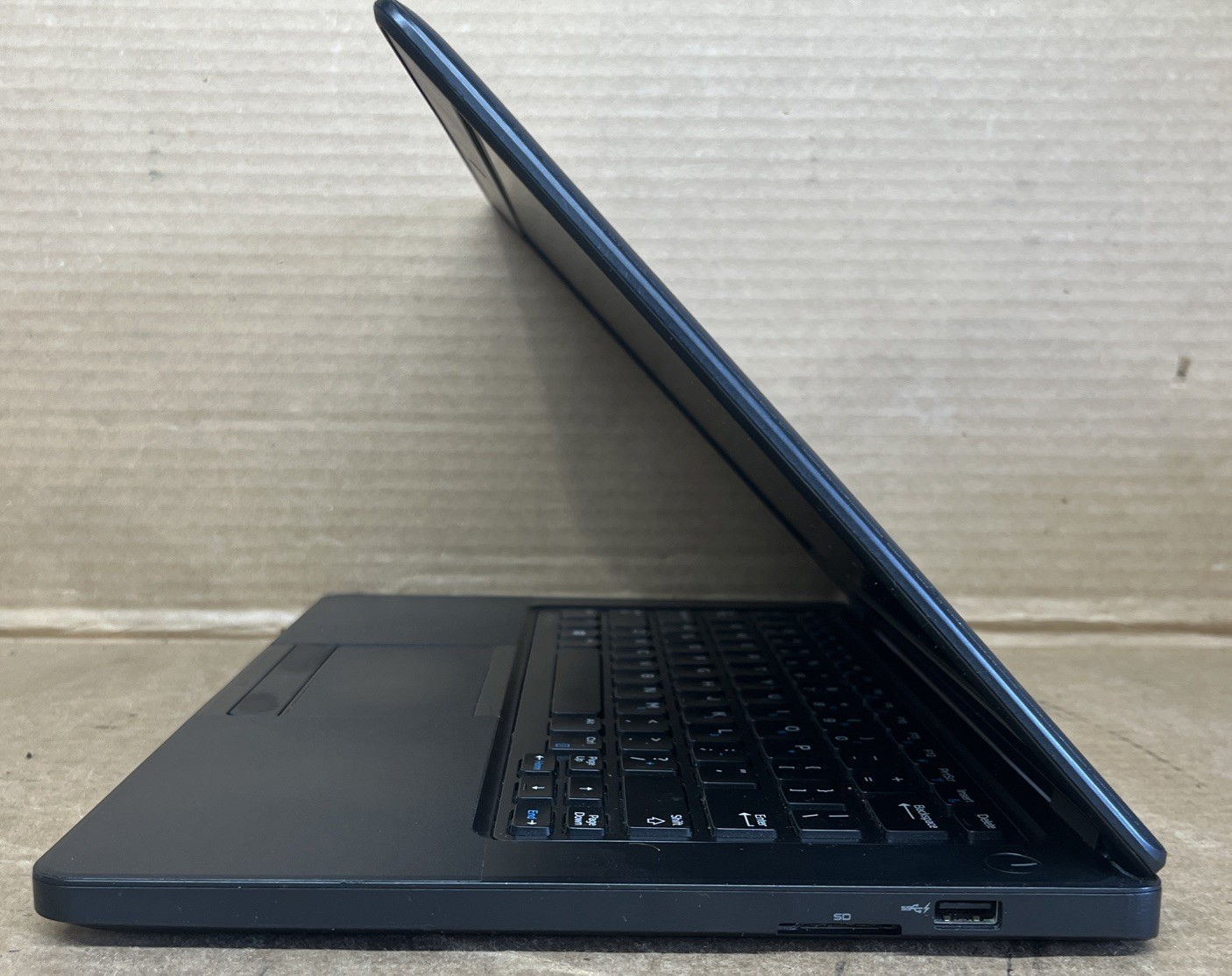 Dell Latitude E5450, Intel i5-5300 @2.30GHz, 4GB RAM, NO SSD, Boots to BIOS