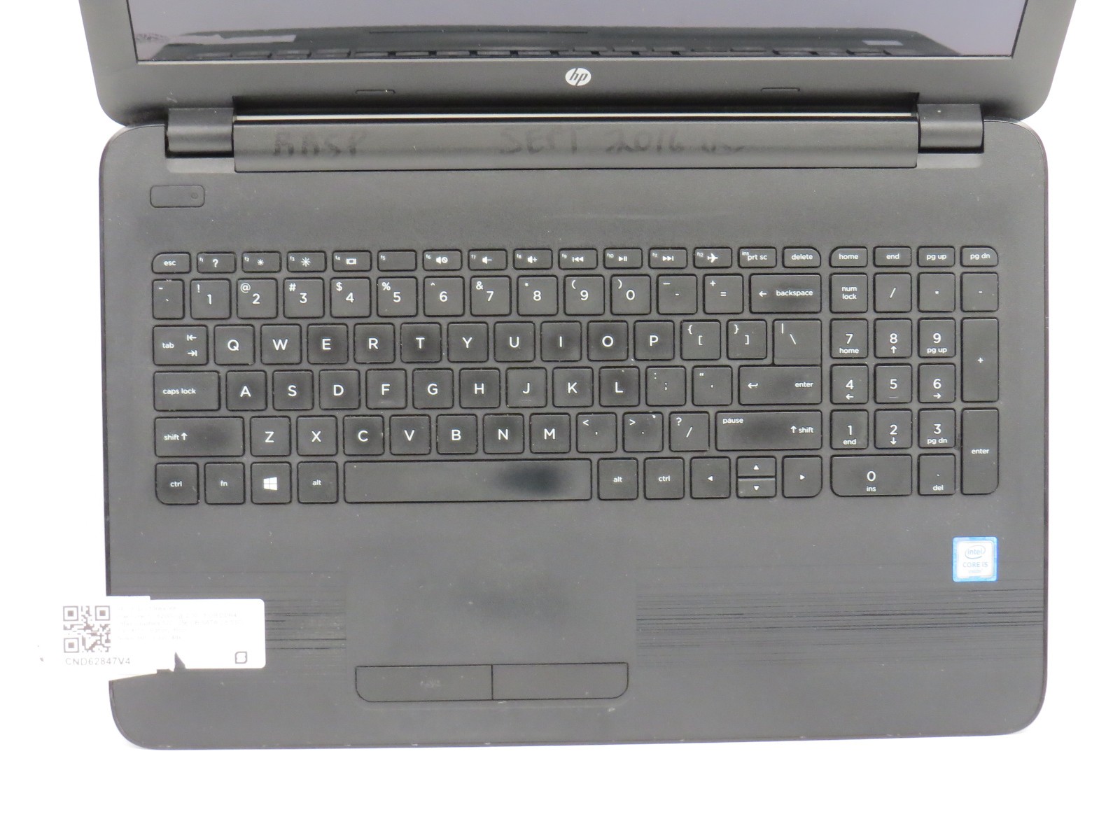 HP Notebook 15 i5-6200U @ 2.3GHz 8GB DDR4 256GB SSD 15.6″ No OS