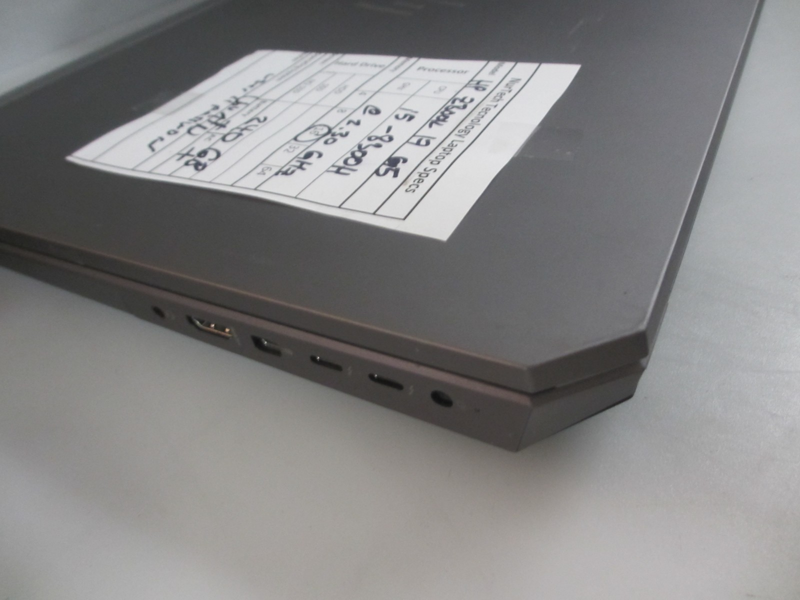 HP ZBook 17 G5 i5-8300H 2.3GHz 16GB 240GB M2SSD Laptop + AC UBUNTU READ