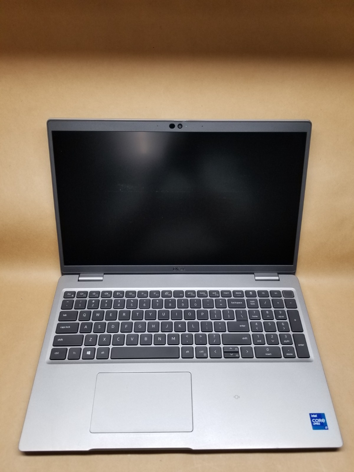 Dell Latitude 5520 15.6 FHD i7-1185G7 3.00GHz, 16GB RAM, 256GB SSD, WIN 11 PRO