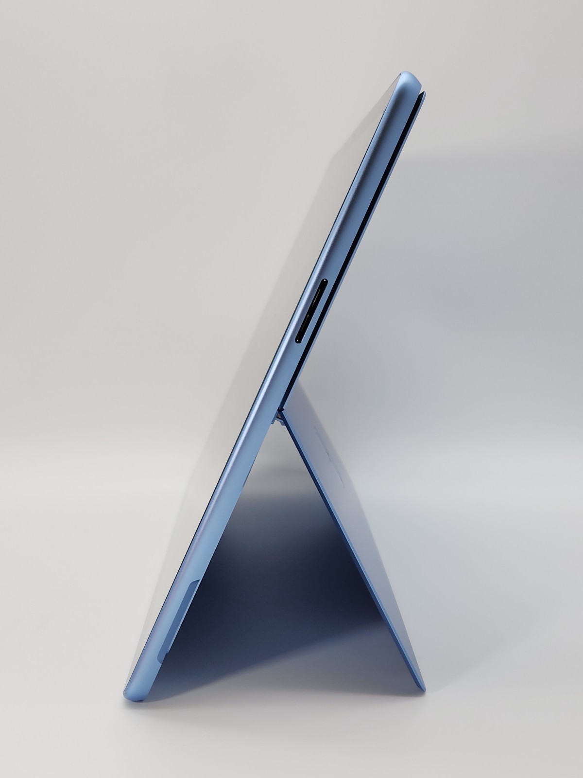 Microsoft Surface Pro 11 13″ OLED Snapdragon X ELITE 16/512 GB Win 11 pro