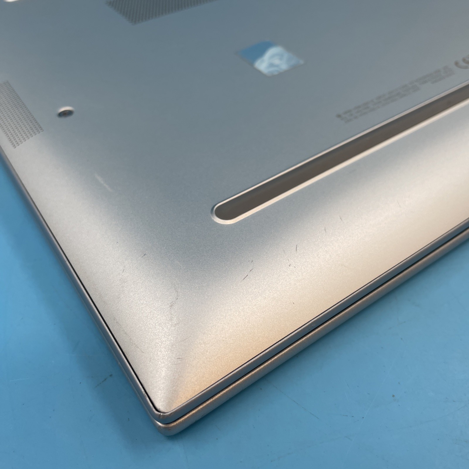 HP EliteBook 840 G10 | i5-1345U | 16GB RAM | 256GB SSD | WIN 11 PRO | 77% BATT