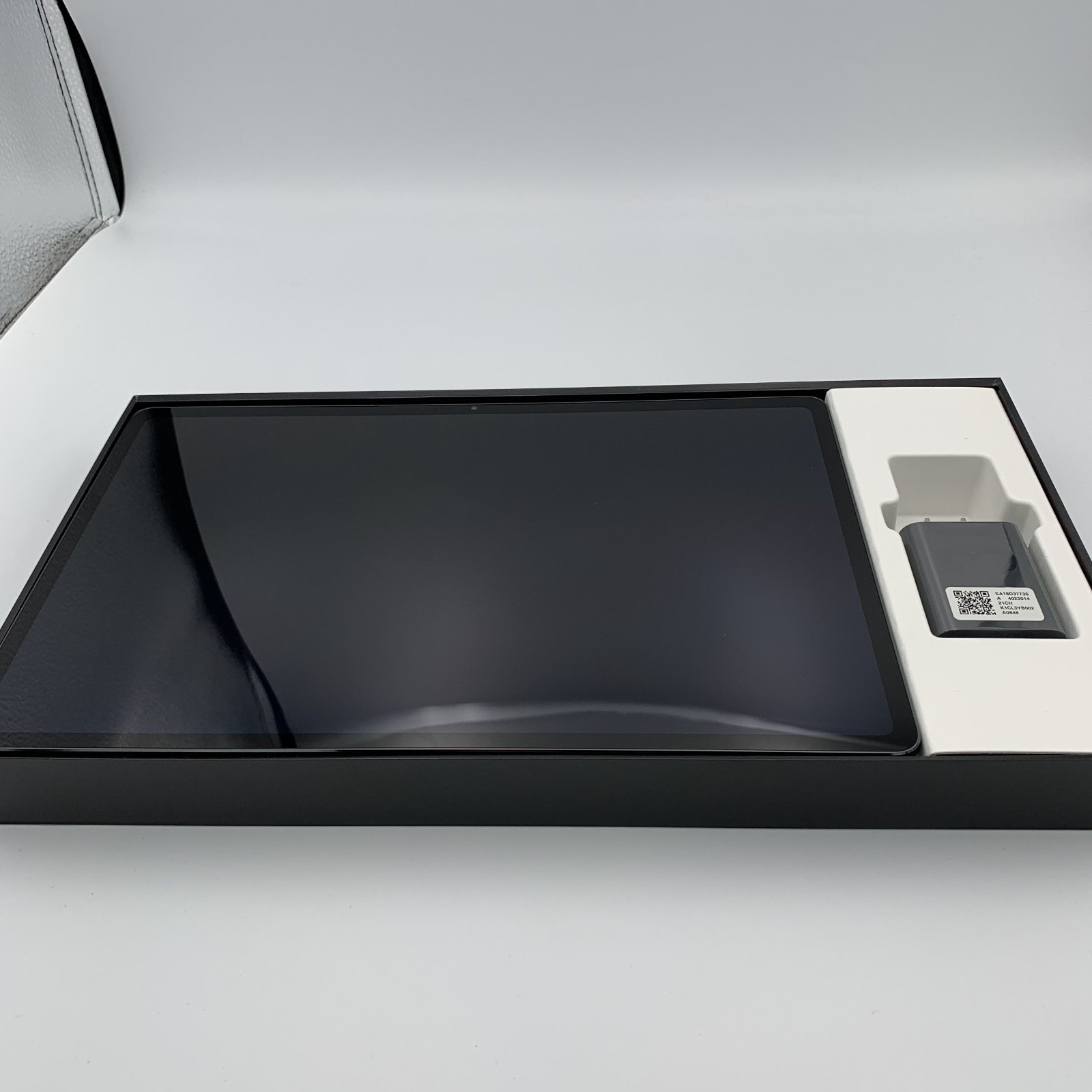 NEC LAVIE Tab T12 PC-T1295DAS 12.6″ OLED Android Tablet 256GB Japan Unused