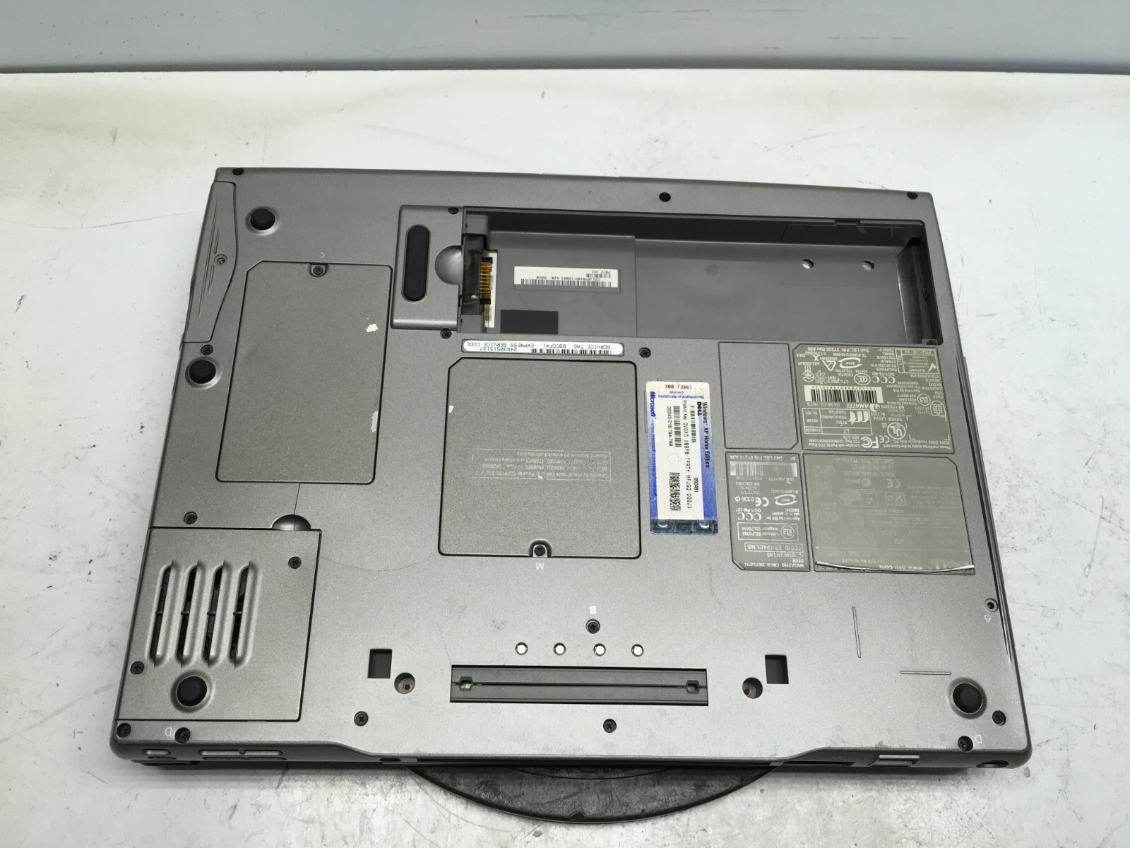 Dell Inspiron 8600 Intel Pentium 1.7GHz 2 GB NO HDD No Batt