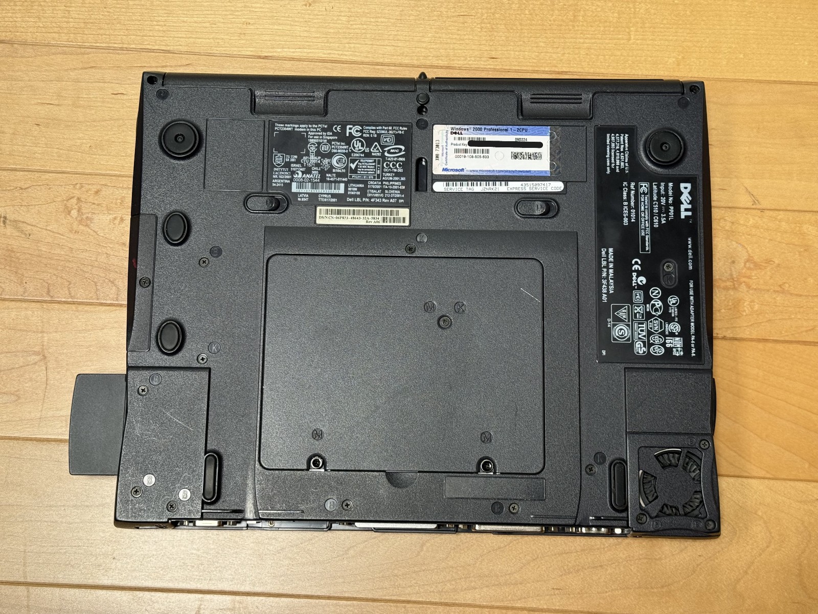 Dell Latitude C510/C610, No HDD, Untested w/ Wireless Card; Software Keys (READ)