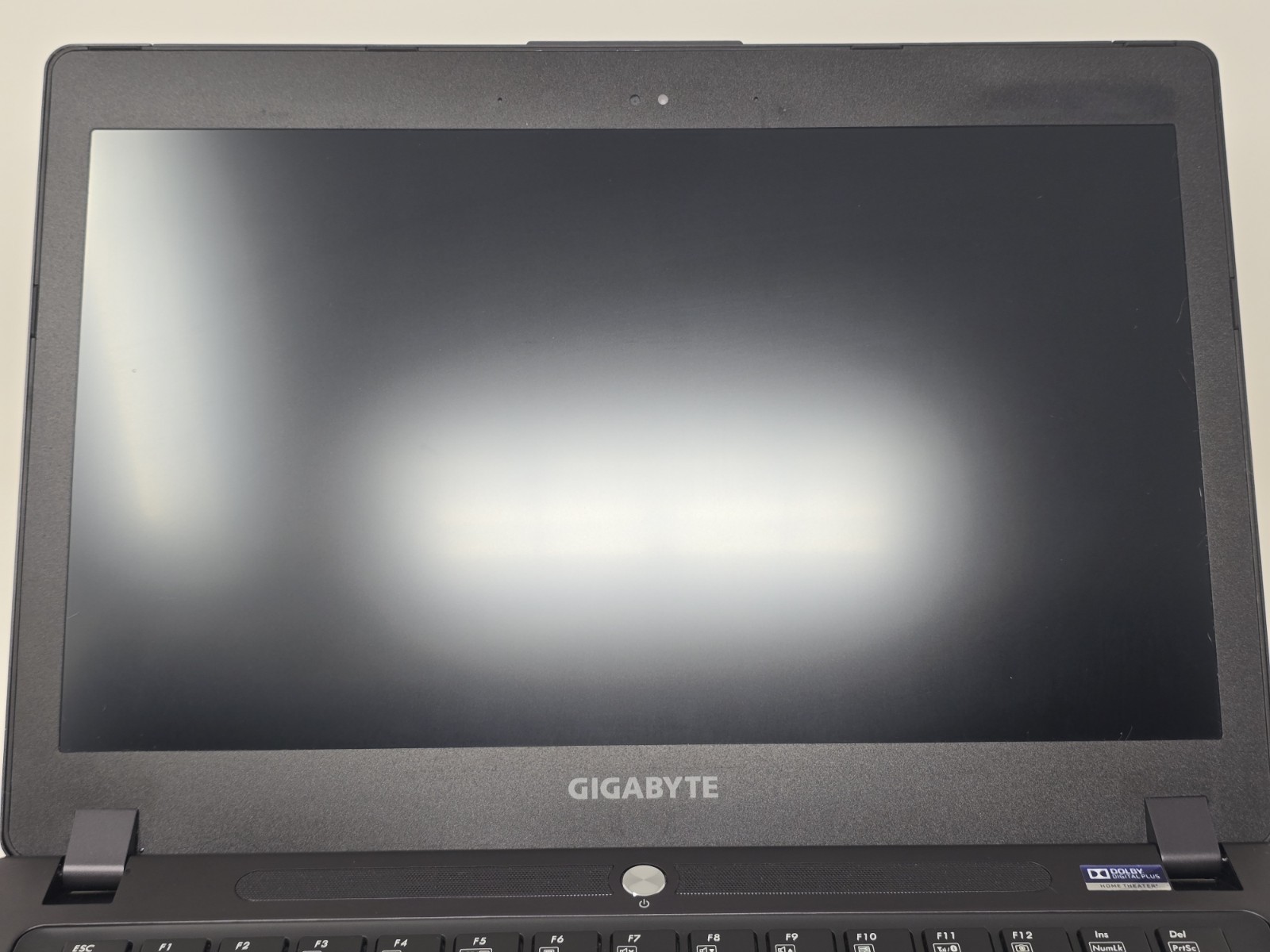 Gigabyte P34W V4 Gaming Laptop PC i7 GTX 970M 8GB RAM 128GB SSD 500GB HDD CIB