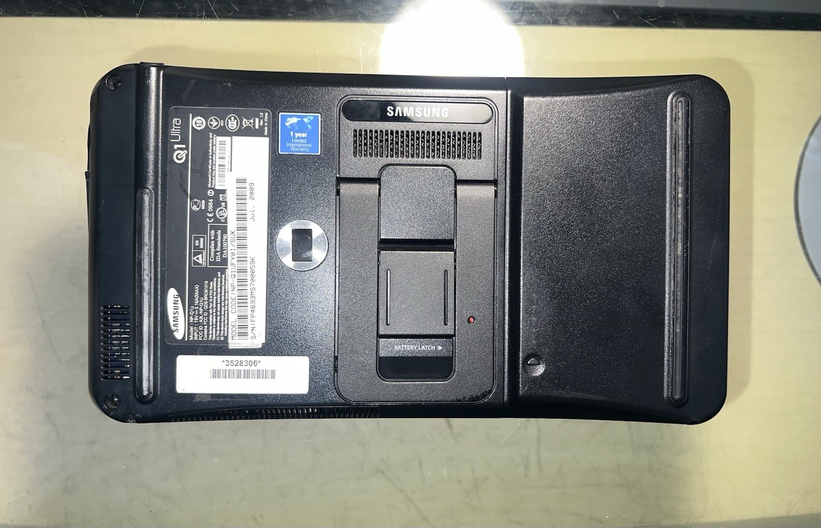 Samsung Q1 Ultra Handheld Computer Windows NP-Q1U No AC Adapter UNTESTED AS IS