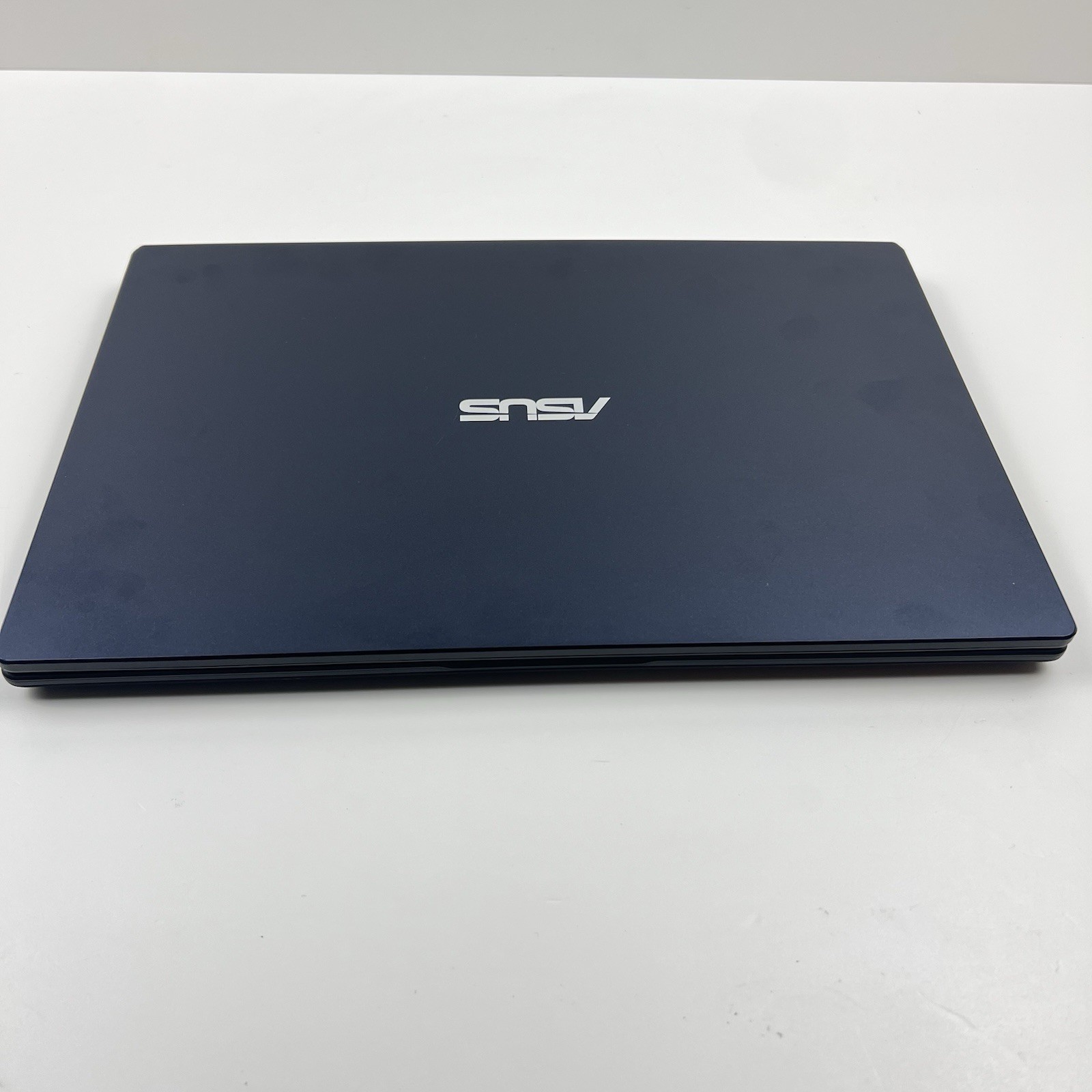 Asus VivoBook E410K 13.3″ Celeron N4500 1.1GHz 4GB RAM 64GB SSD Win 11