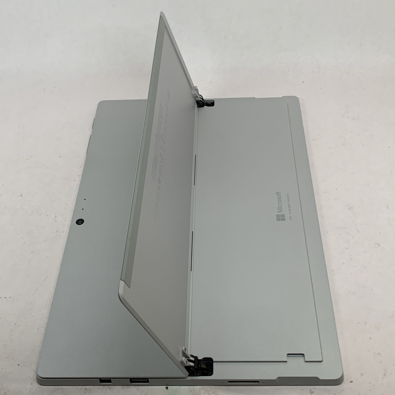 Microsoft Surface Pro 4 1724 Intel i5-6300U 4GB RAM 128GB Windows 10 Pro