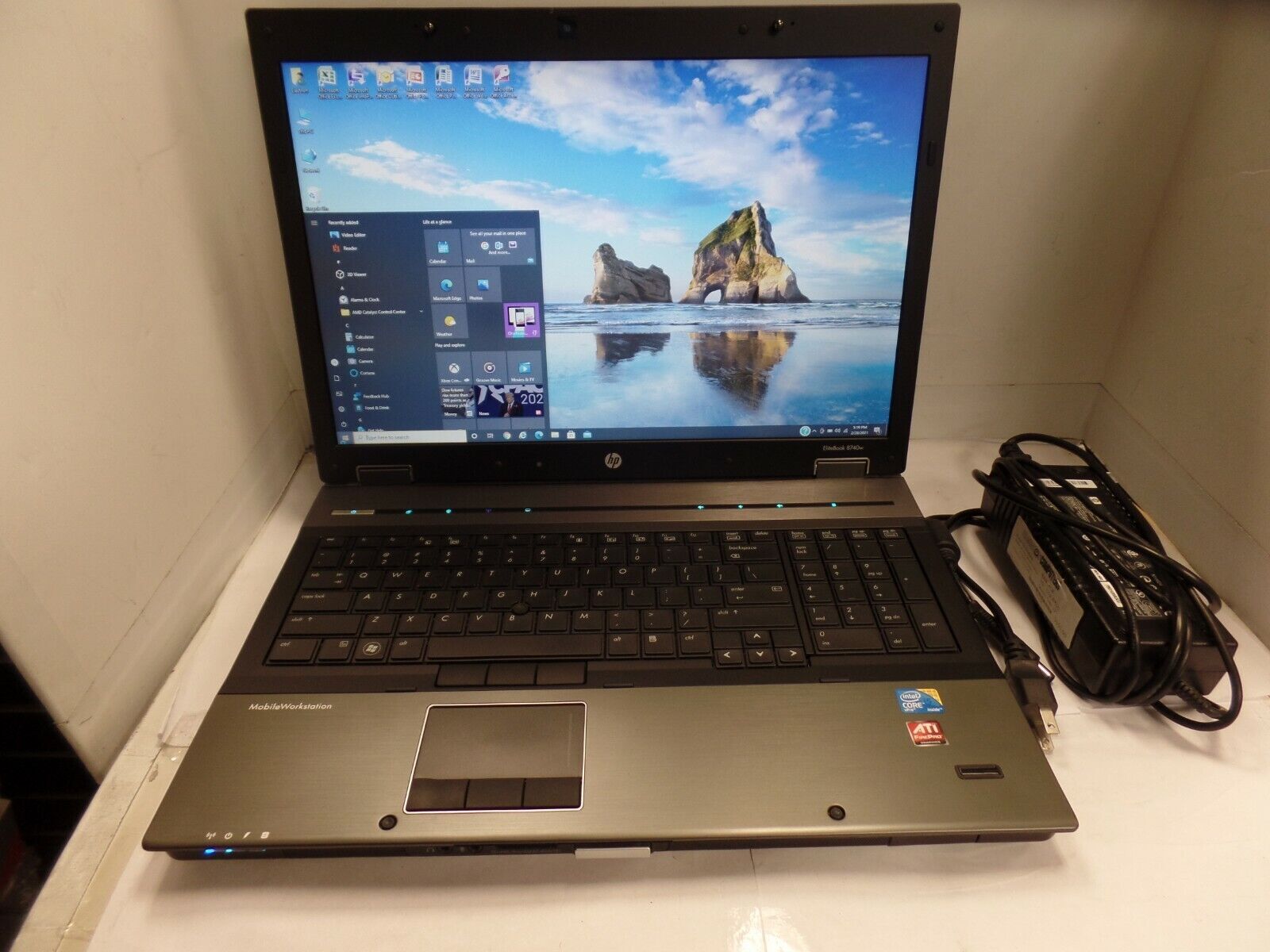 HP EliteBook 8740W Mobile Workstation 17″ 2.67GHz i5 8GB 128GB SSD Win10Pro MINT