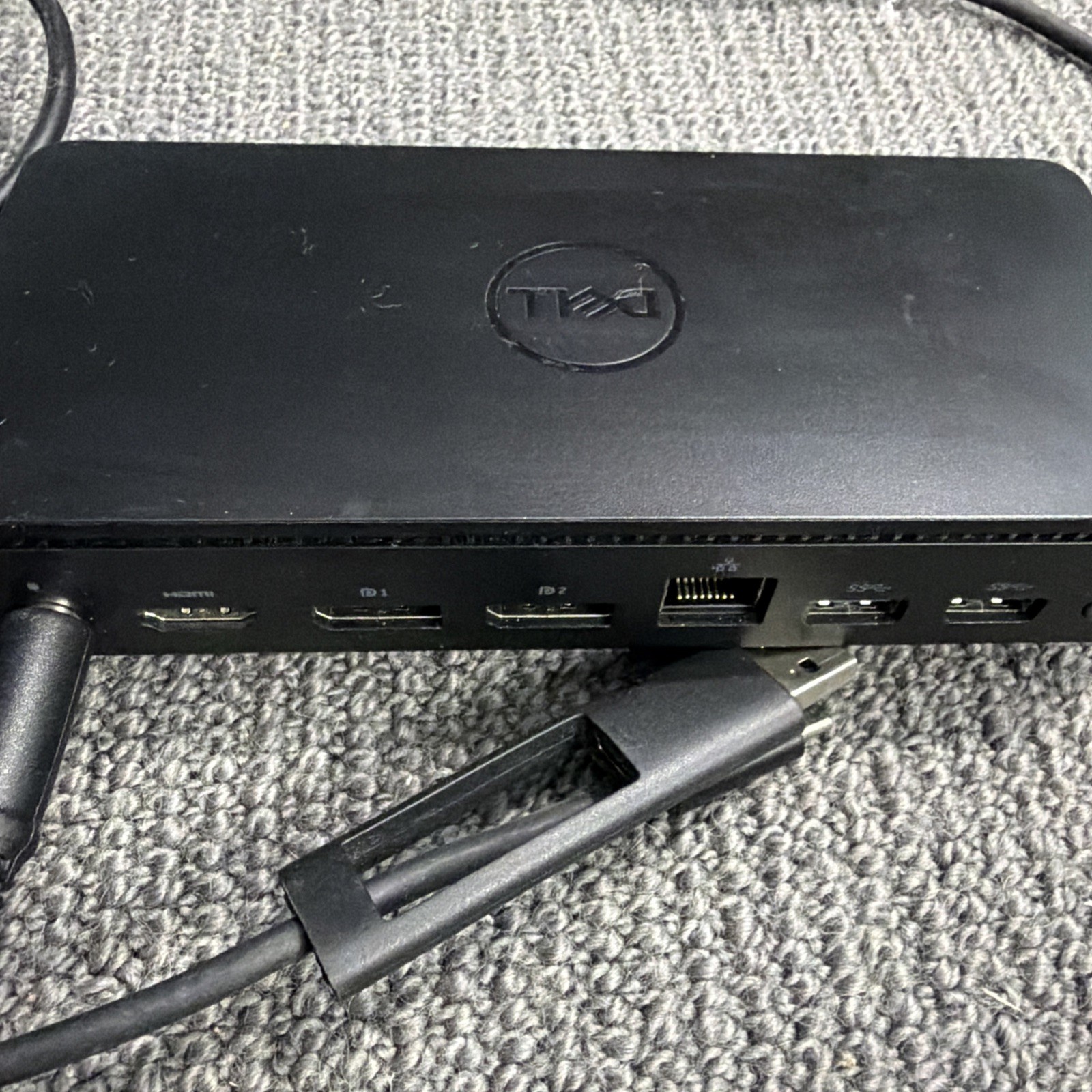 Dell XPS 15 9500 15.6″ i5 2.5GHz 8GB RAM No Operating System W/ Docking Station
