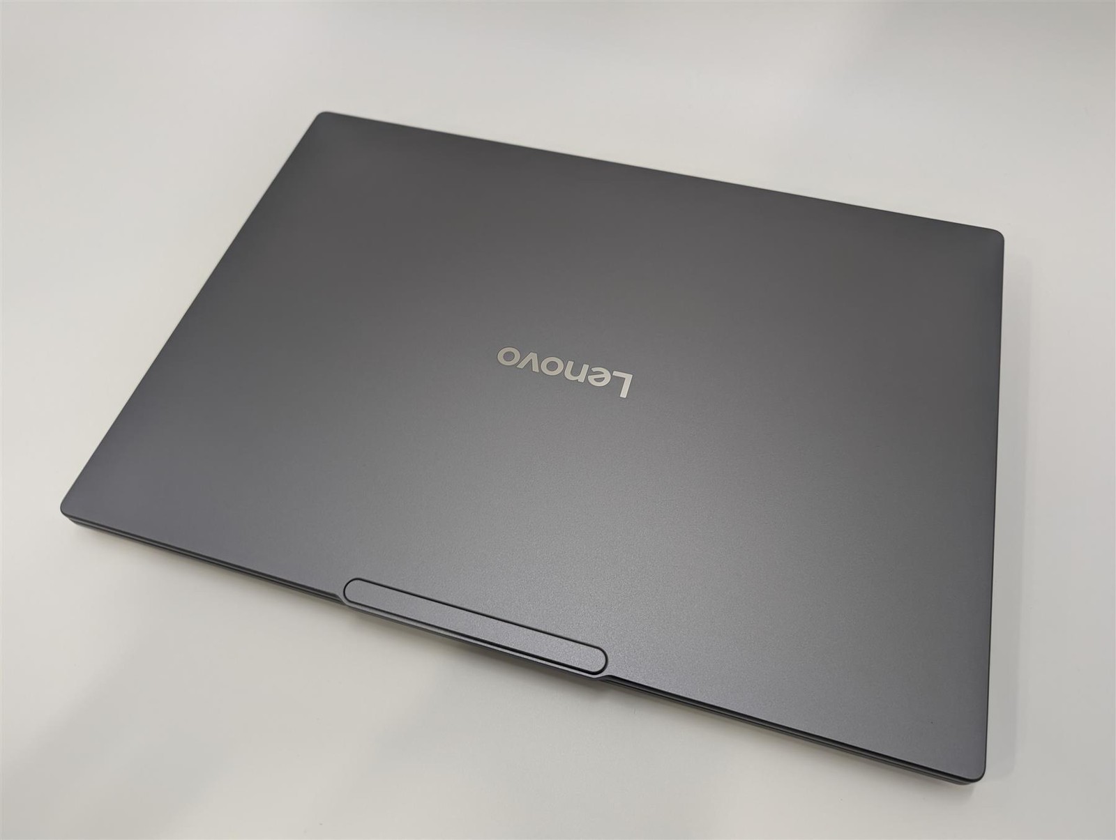 Lenovo IdeaPad Pro 5 16″ Ultra 9 285H 32GB 1TB SSD RTX Luna Grey Used-Very Good