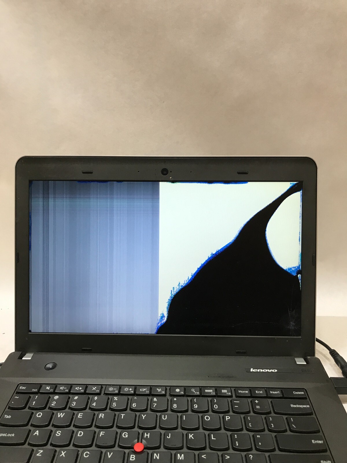 Lenovo ThinkPad E440 14″ Intel Core i5 NO RAM NO HDD/OS For Parts CRACKED!! – DW