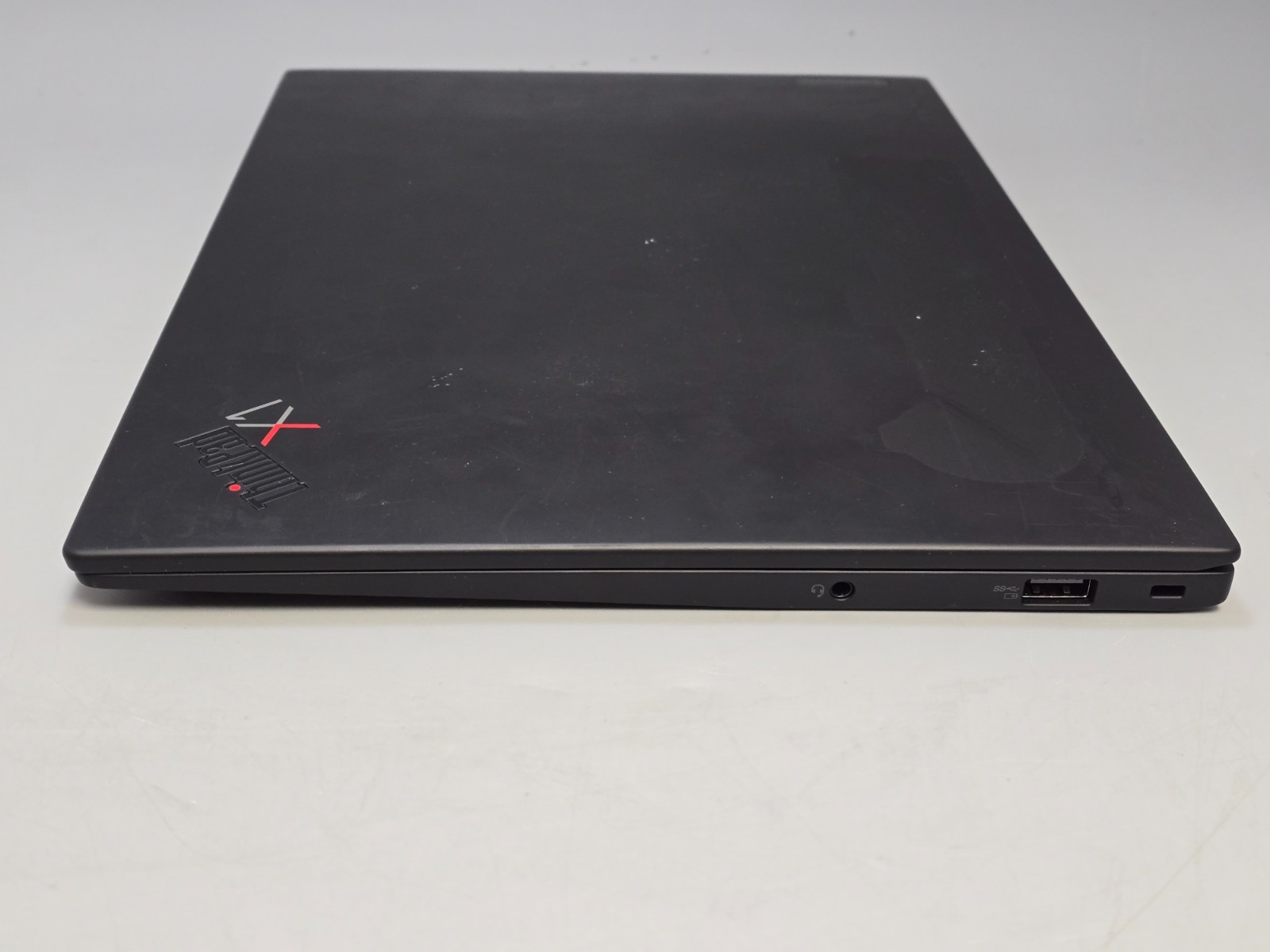 Lenovo ThinkPad X1 Carbon 9th Gen Core i5-1135G7 8GB RAM NO SSD *READ!!**