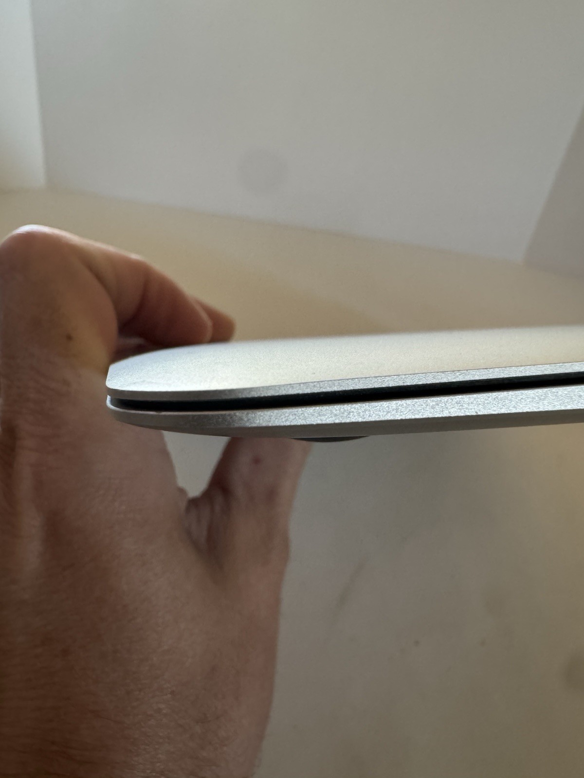 Apple MacBook Air 13″ Early-2015 Core i5-5250U 1.6GHz 8GB RAM 128GB SSD A1466…