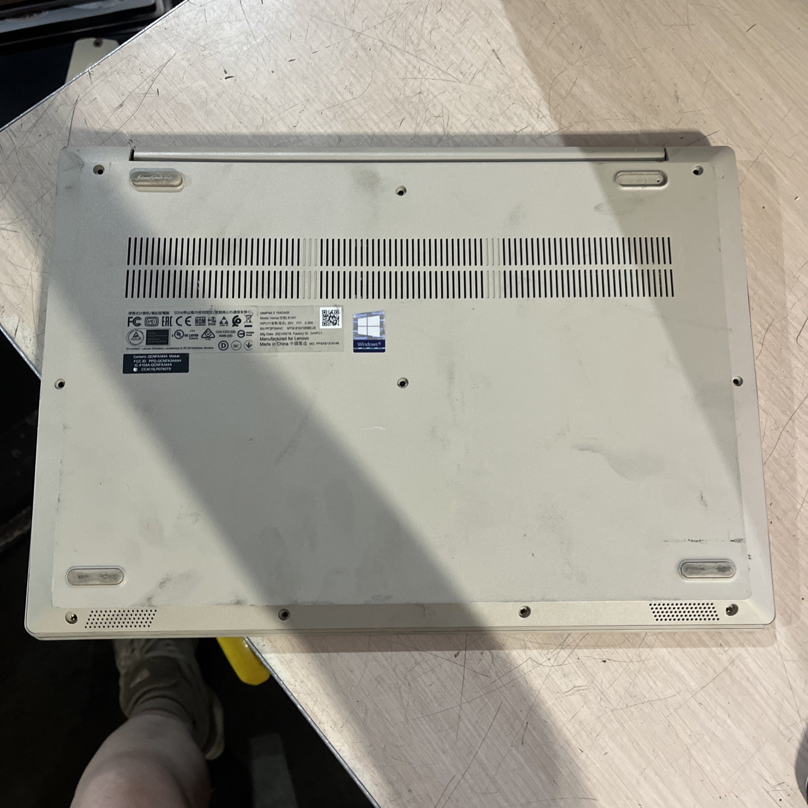 LENOVO IDEAPAD 3 15ADA05 AMD RYZEN 5 4GB RAM NO HD