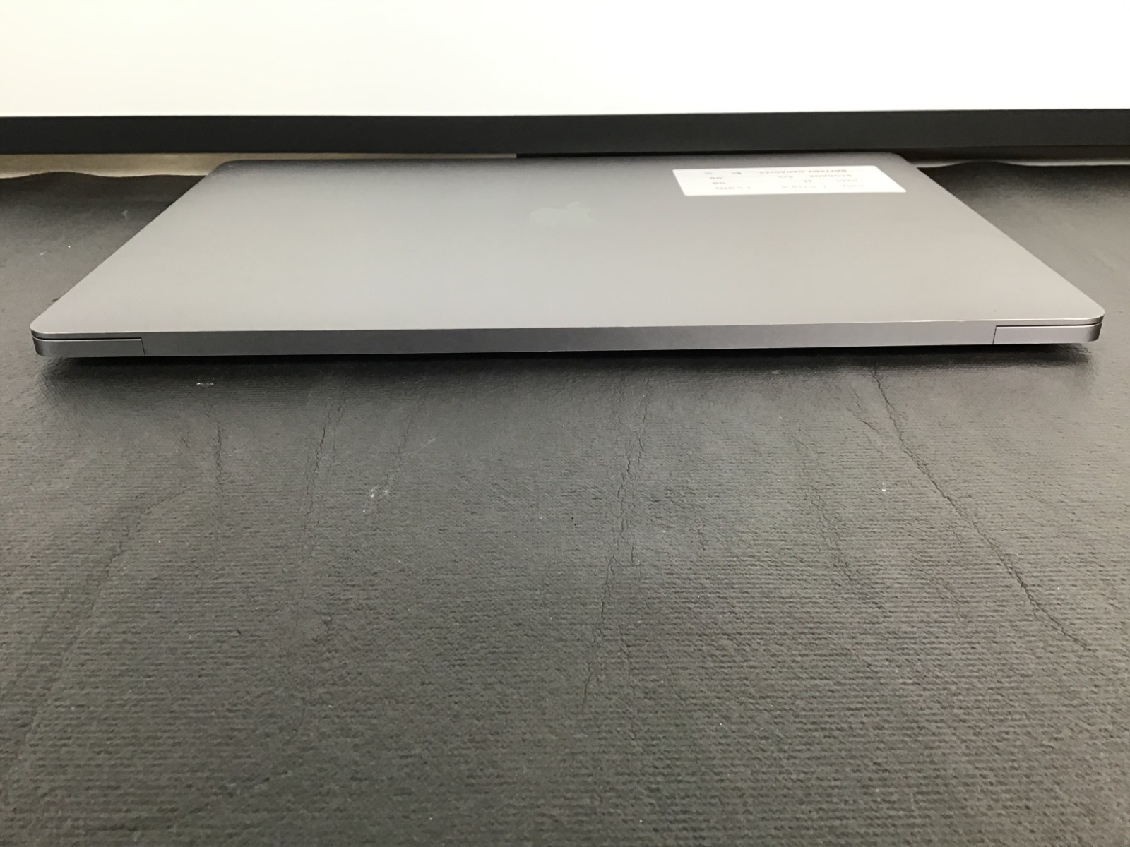 Apple MacBook Pro 16″ A2141 i7-9750H 2.6GHz 16GB RAM 500B NVMe 81% Battery ~
