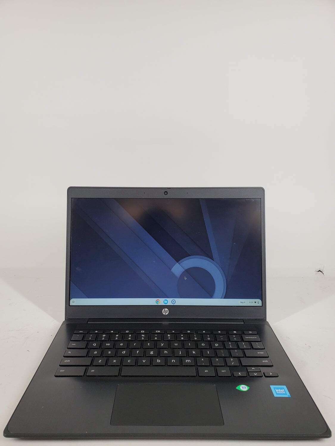 HP Chromebook 14-CA061DX 14″ Celeron N3450 1.1GHz 4GB RAM 32GB SSD
