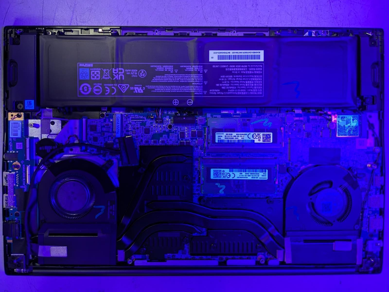 INTEL NUC X15 I7-12700H @ 1.70GHz, 16GB RAM, NO HDD/OS – (FOR PARTS)