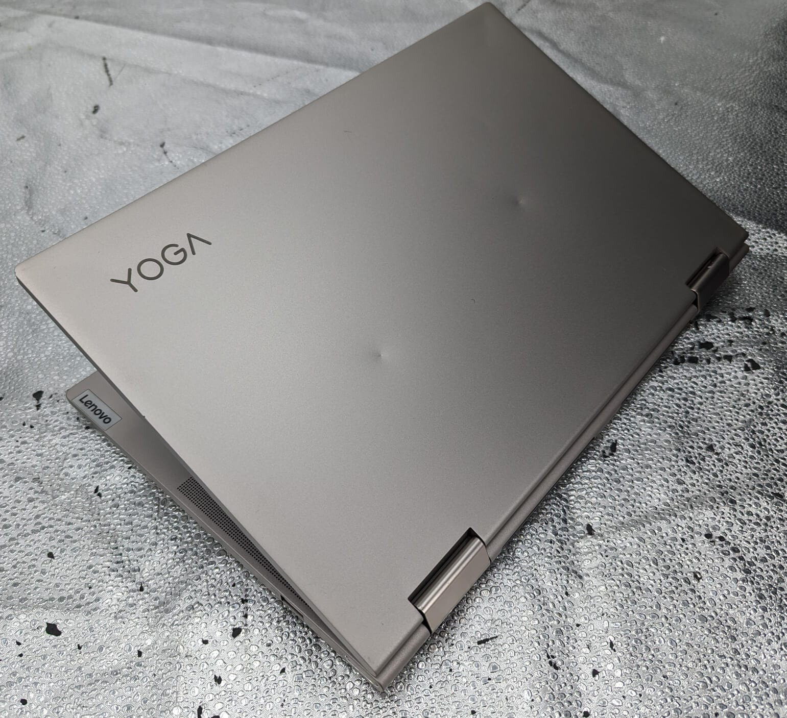 Lenovo Yoga C740-14IML 14inch Intel Core i5 10th Gen. NO HDD/NO OS *PLEASE READ*