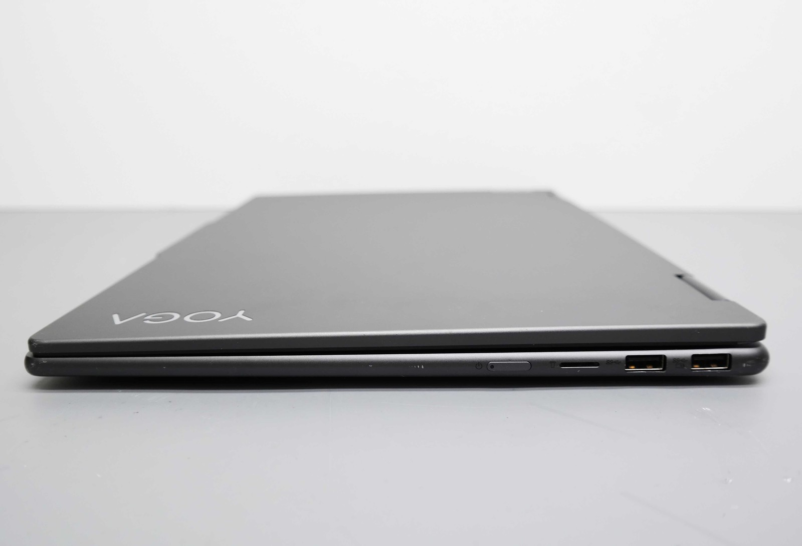 Lenovo Yoga 7 16IRL8 16″ Core i5-1335U 1.3GHz 8GB RAM 512GB SSD