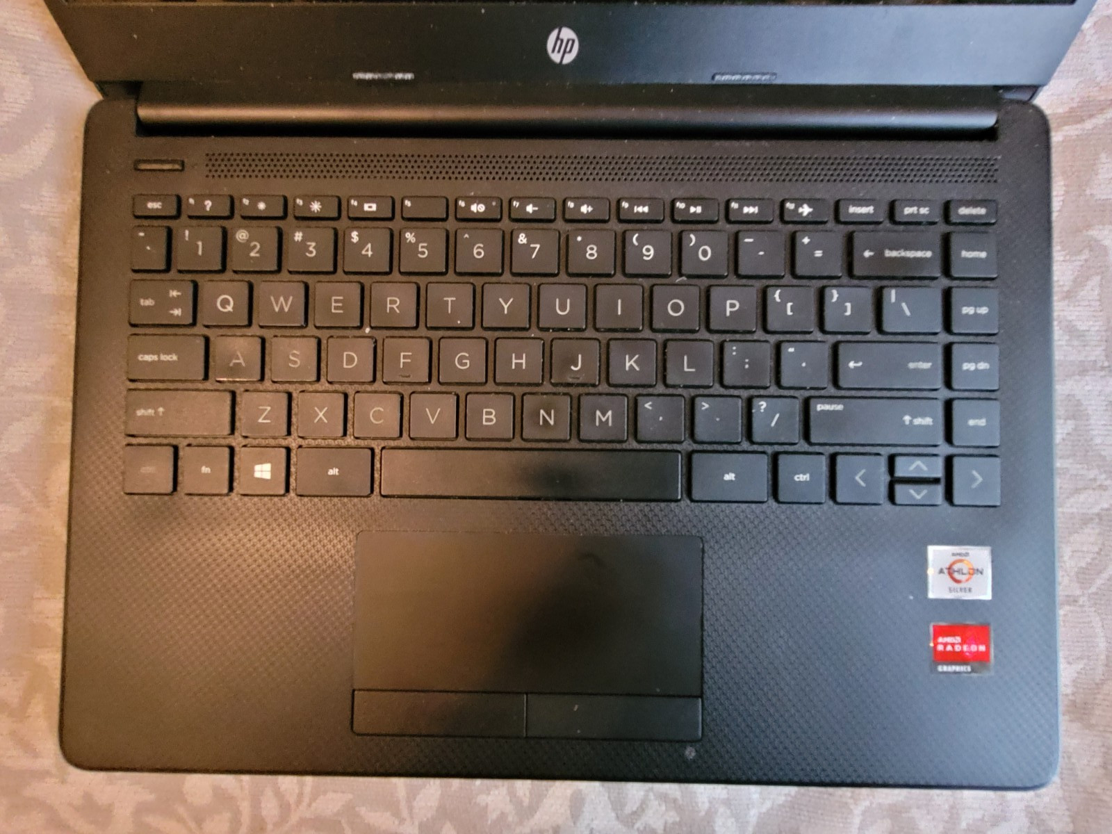 HP 14-dk1003dx 14″ Laptop AMD ATHLON Silver Radeon Graphics 4GB 128GBSSD Win 11!