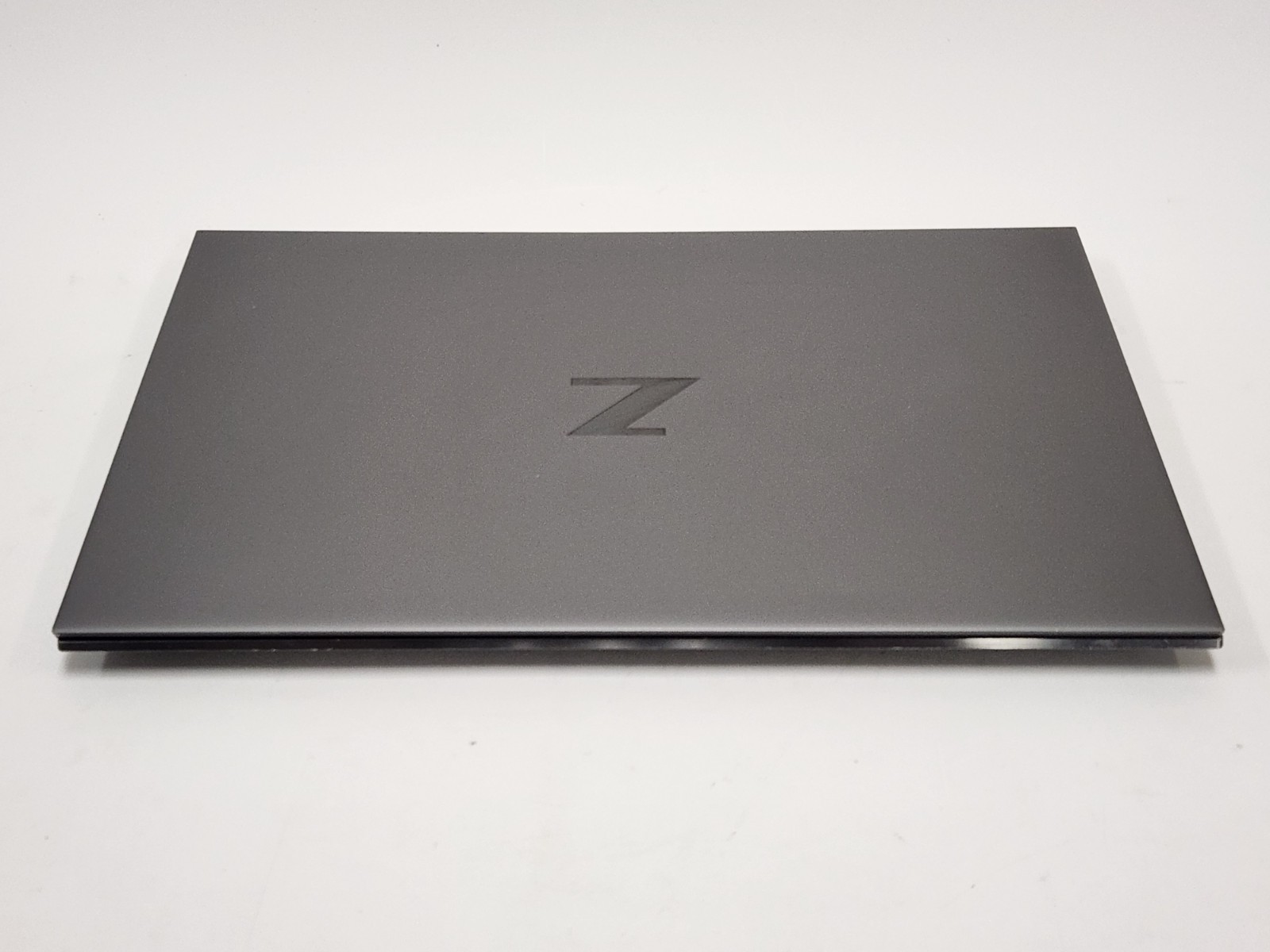 HP ZBook Studio G7 Workstation i7-10750H 2.6GHz 16GB 512GB T1000 W11P *READ*