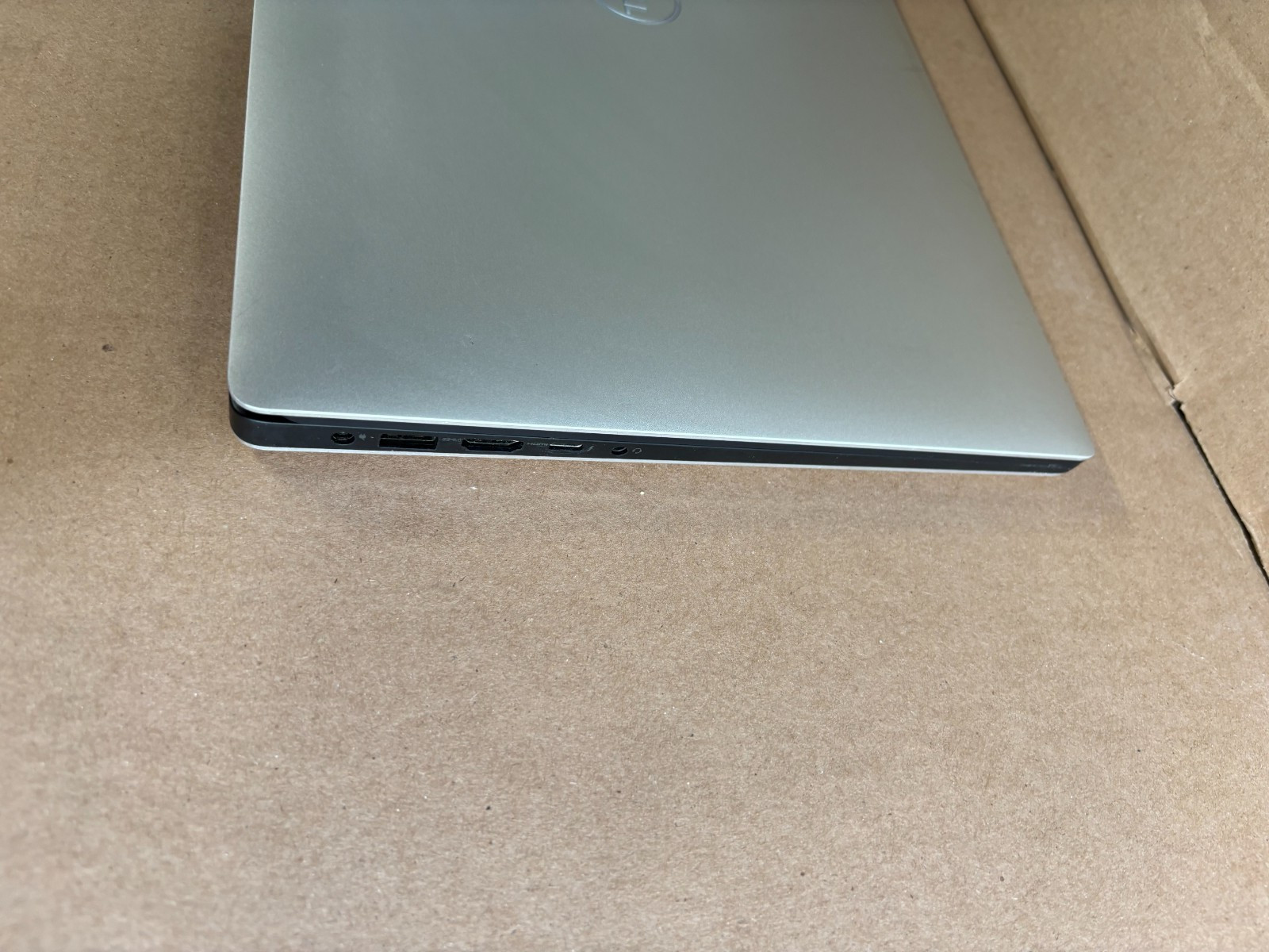 DELL PRECISION 5530 i9-8950HK 2.9GHZ RAM 16GB SSD 1TB QUADRO P2000 4GB BLUETOOTH
