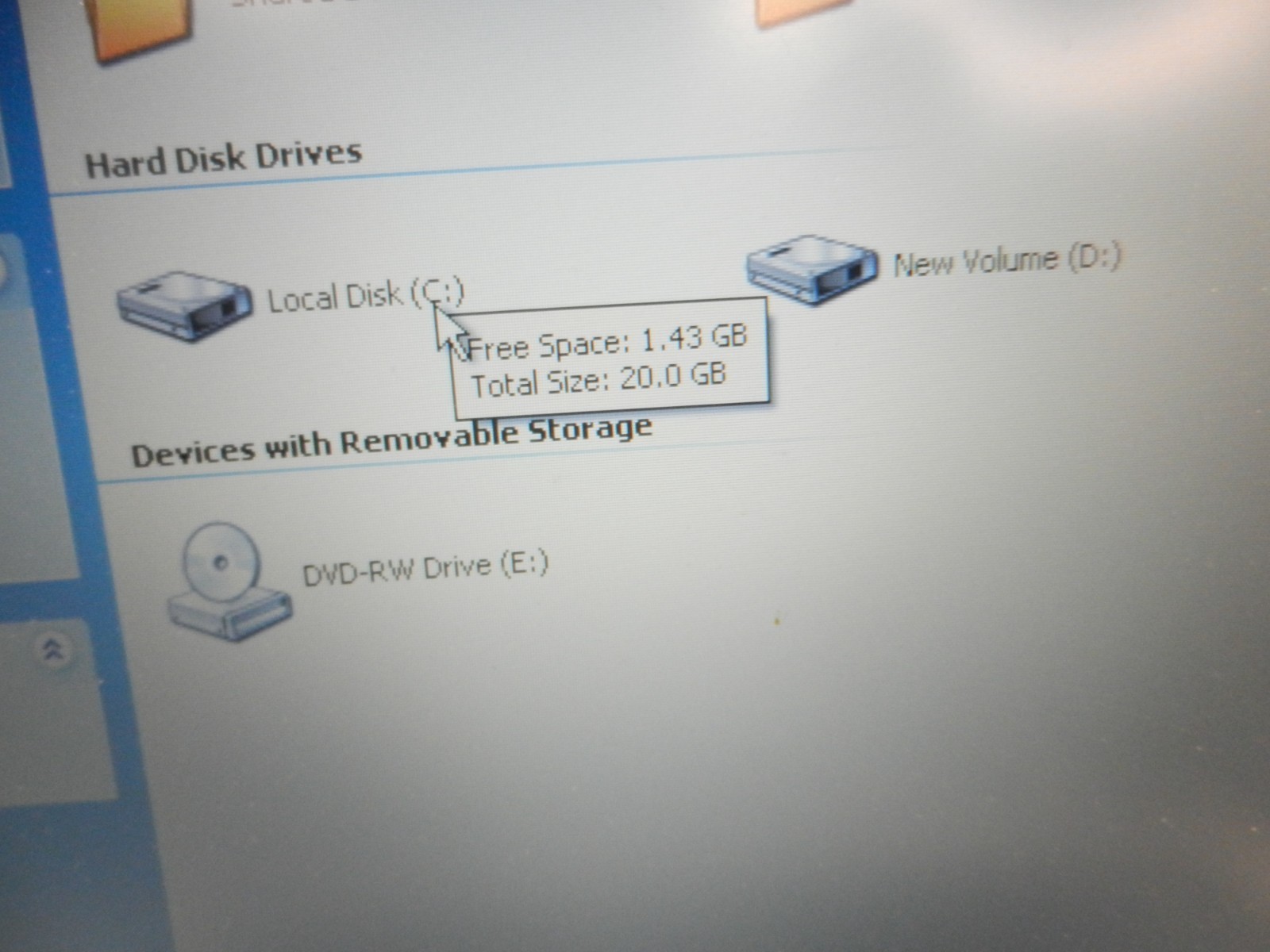 Dell Latitude D830 LAPTOP Core 2 Duo / 2GB / 120GB HDD Serial Port Windows XP