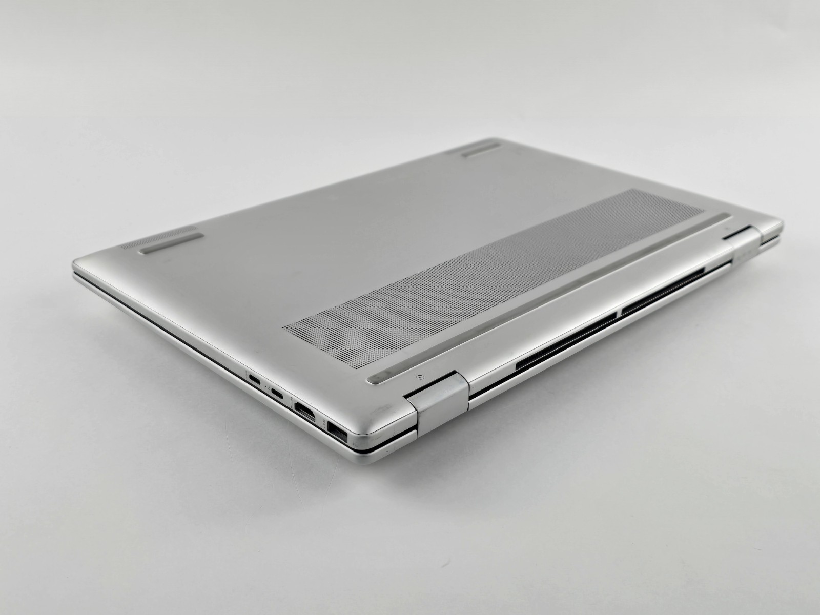 HP Envy x360 2-in-1 16″ Touch Ultra 5 125U 16GB 512GB SSD – Used